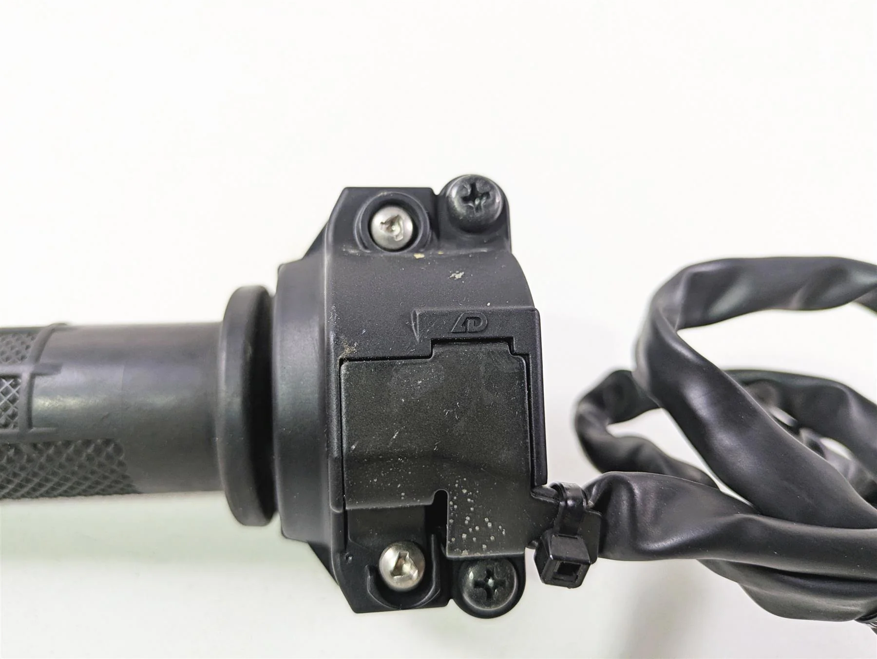 2022 Ducati Hypermotard 950 Ride By Wire Throttle Grip 66020141A - Image 8
