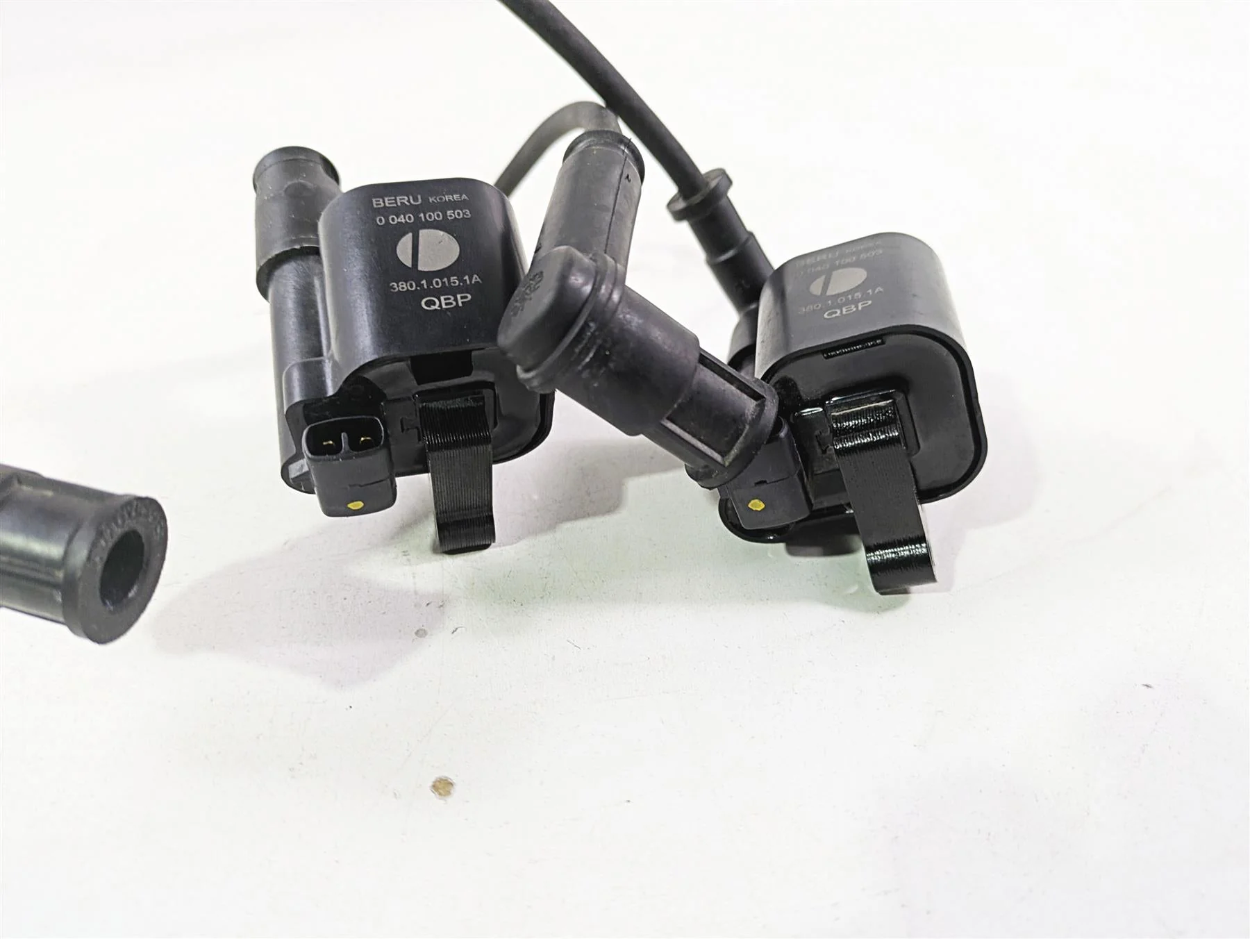 2022 Ducati Scrambler Desert Sled Beru Ignition Coil Set 38010151A - Image 10