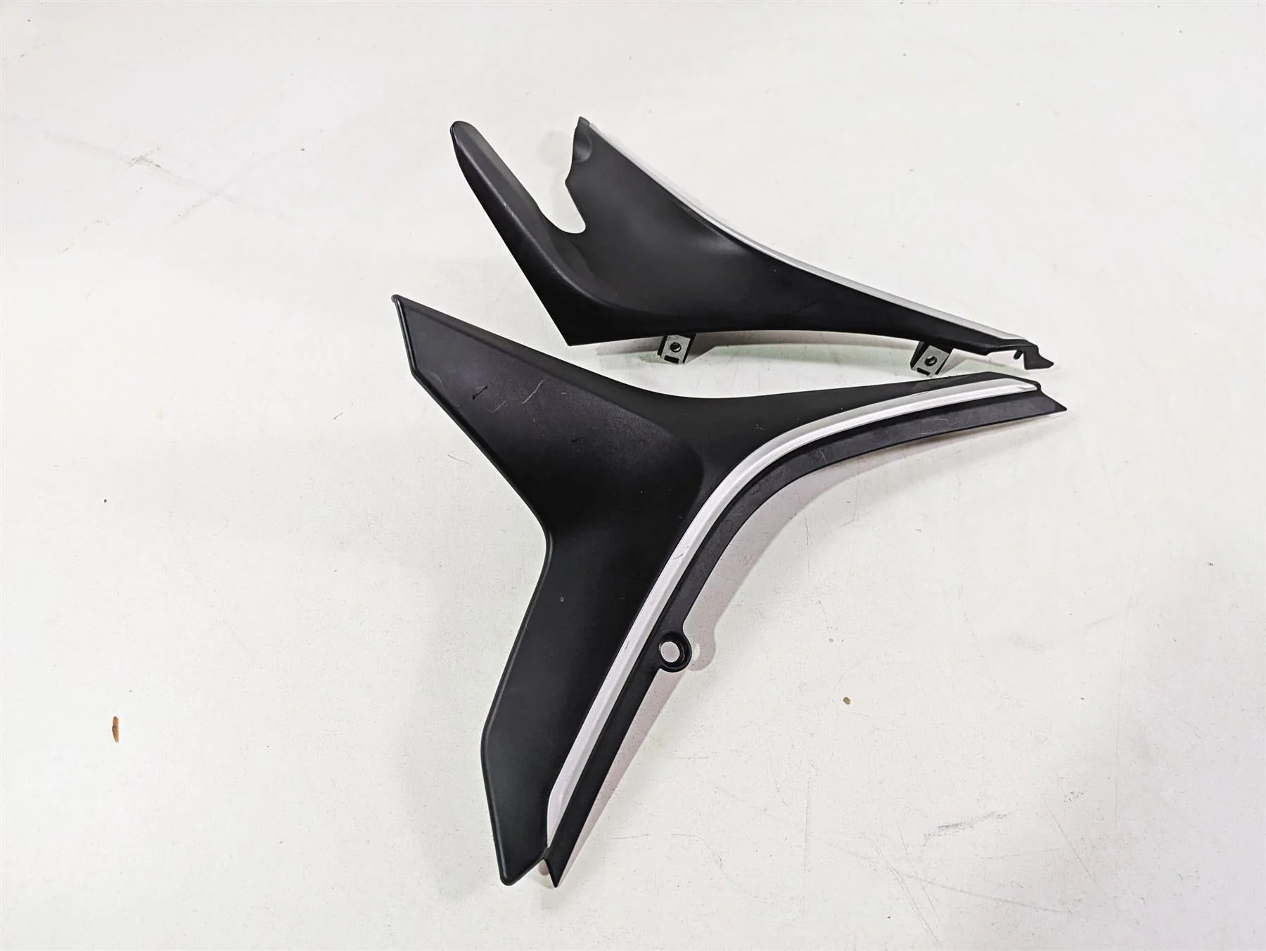 2022 Ducati Scrambler Desert Sled Left Right Side Cover Fairing Set 48211991B - Image 4