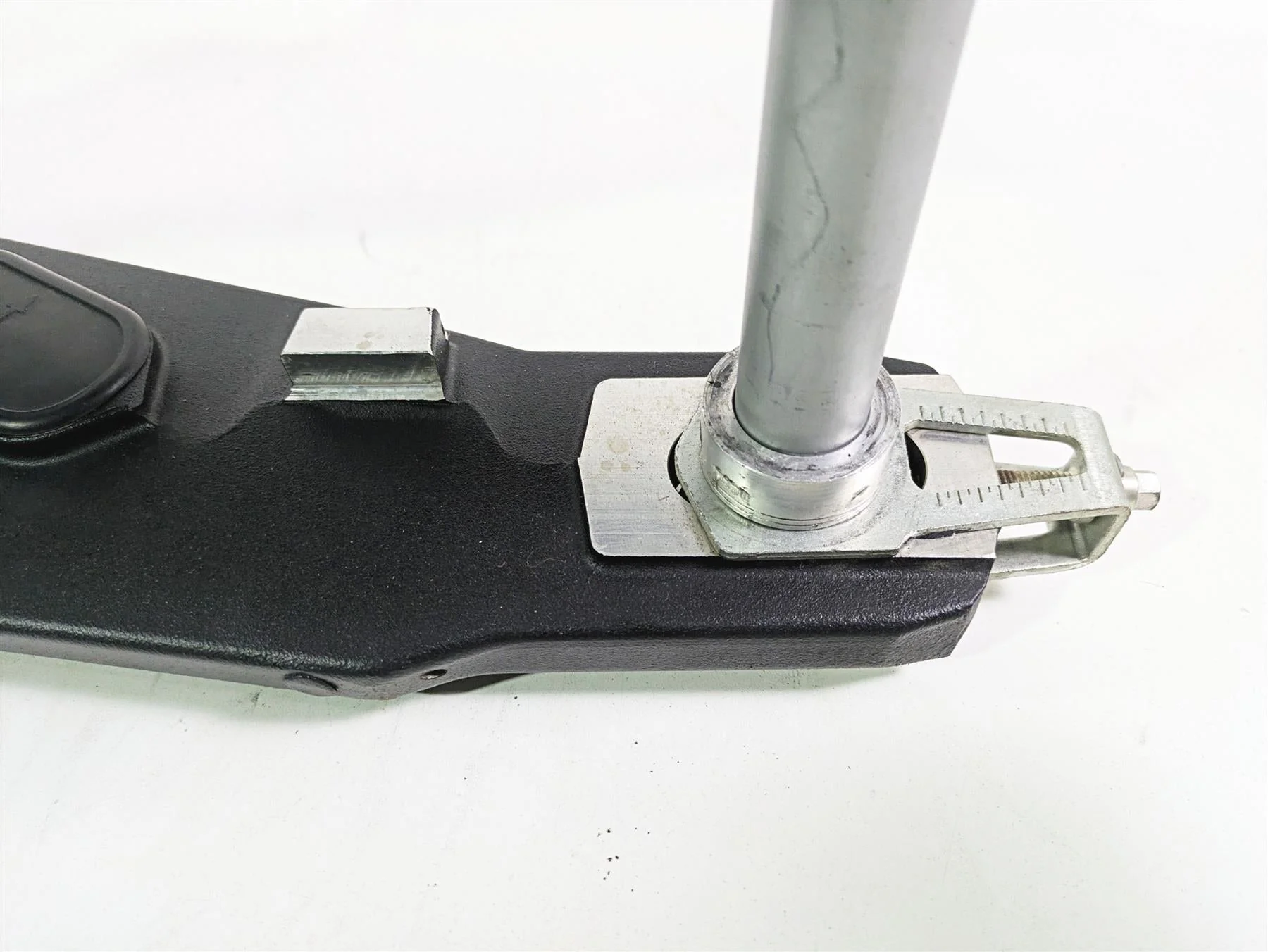 2022 Ducati Scrambler Desert Sled Rear Swingarm & Axle Set 37021772AB 37032041A - Image 12