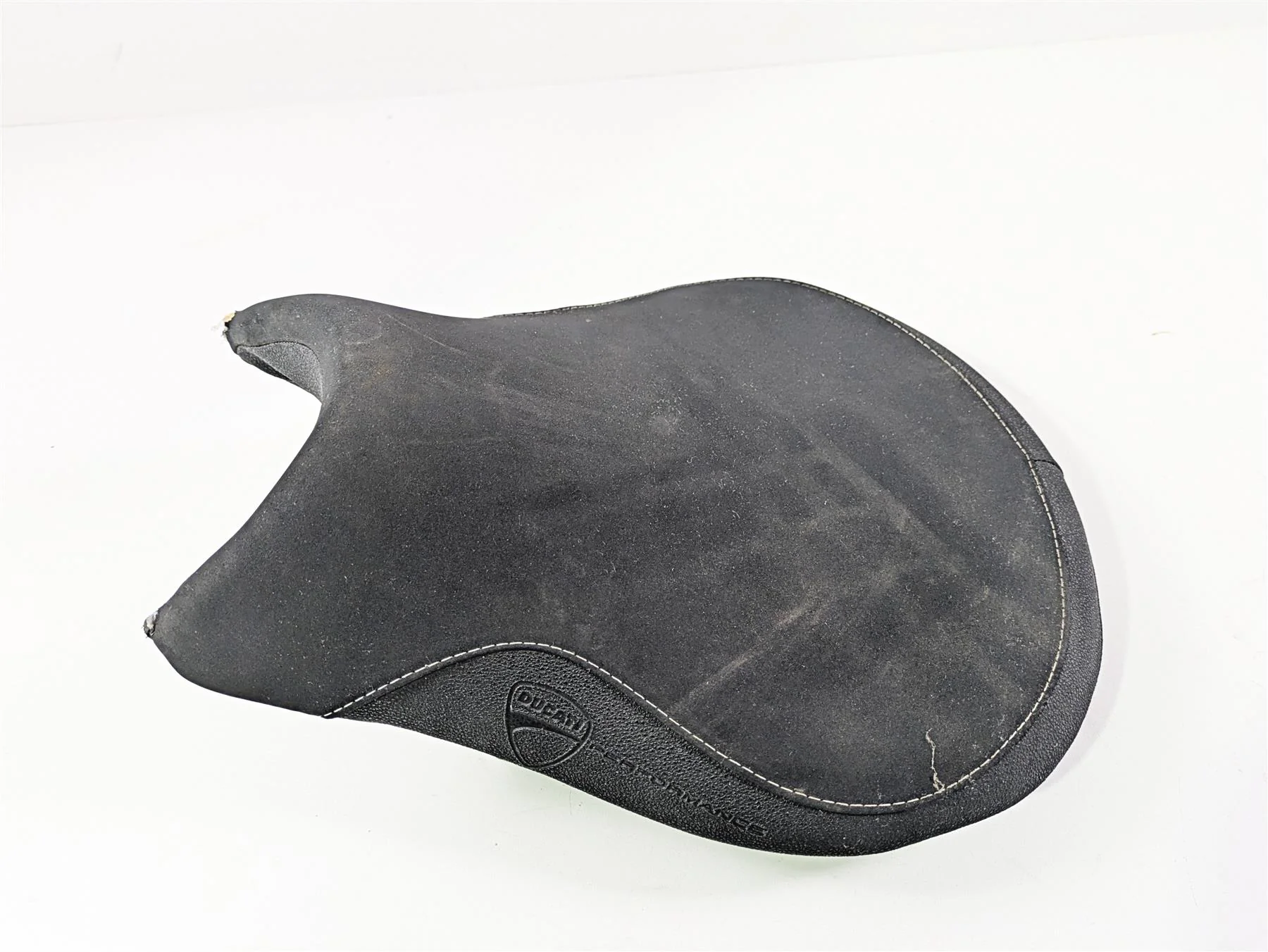 2022 Ducati Streetfighter V2 Front Rider Seat Saddle READ 595P7053A - Image 2
