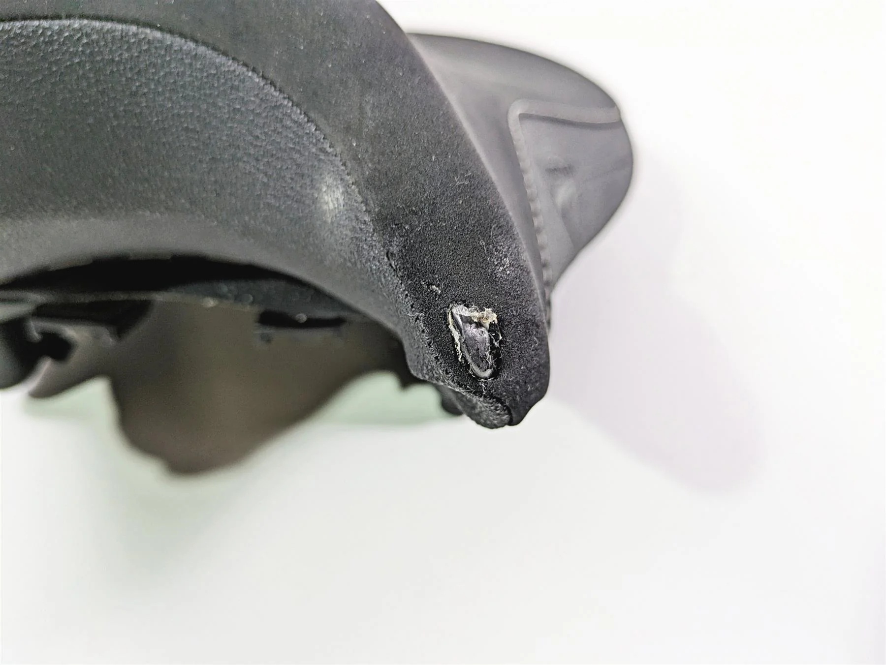2022 Ducati Streetfighter V2 Front Rider Seat Saddle READ 595P7053A - Image 6