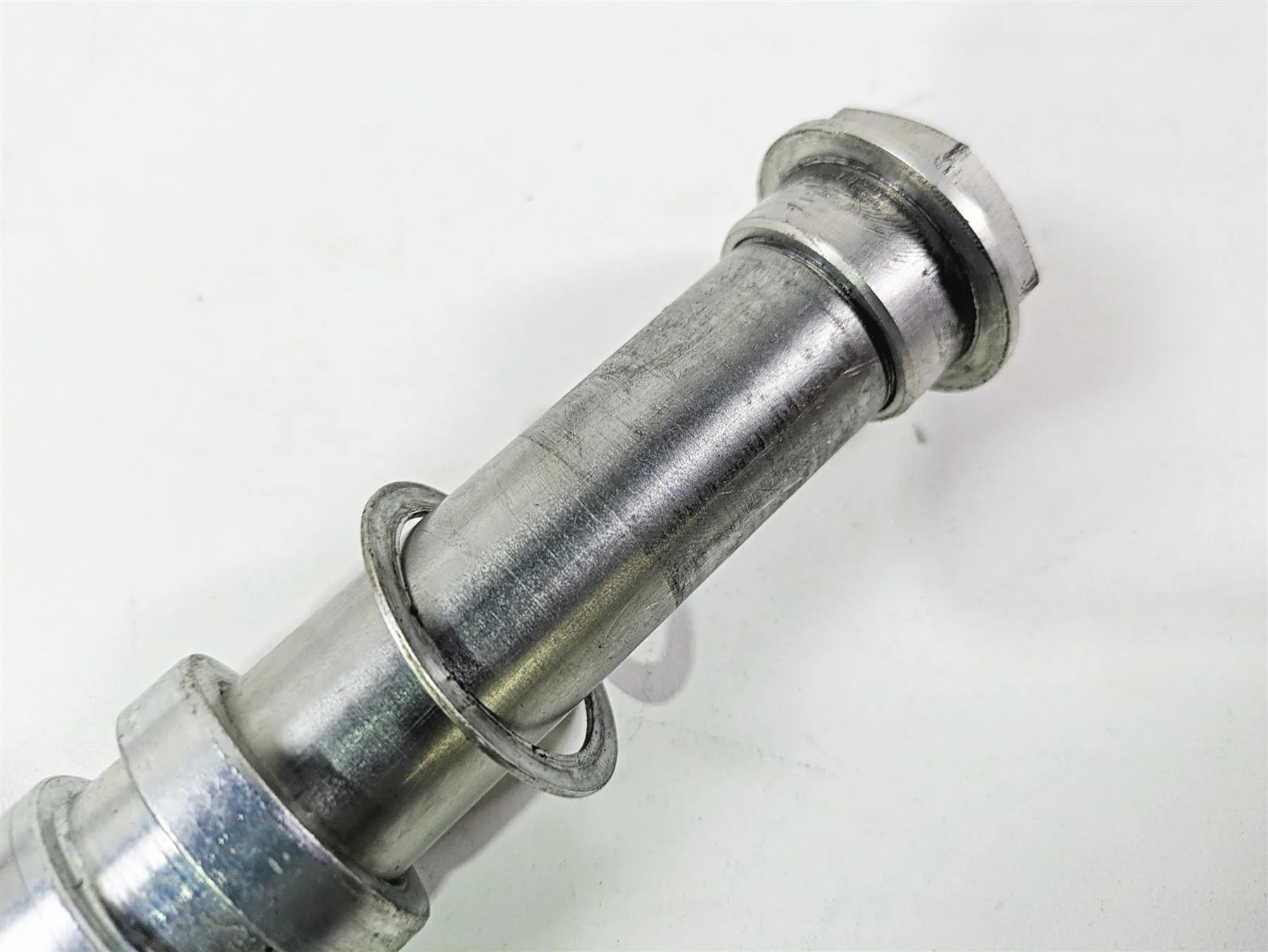 2022 Ducati Streetfighter V2 Front Wheel Spindle Axle Set 81910693AA - Image 11