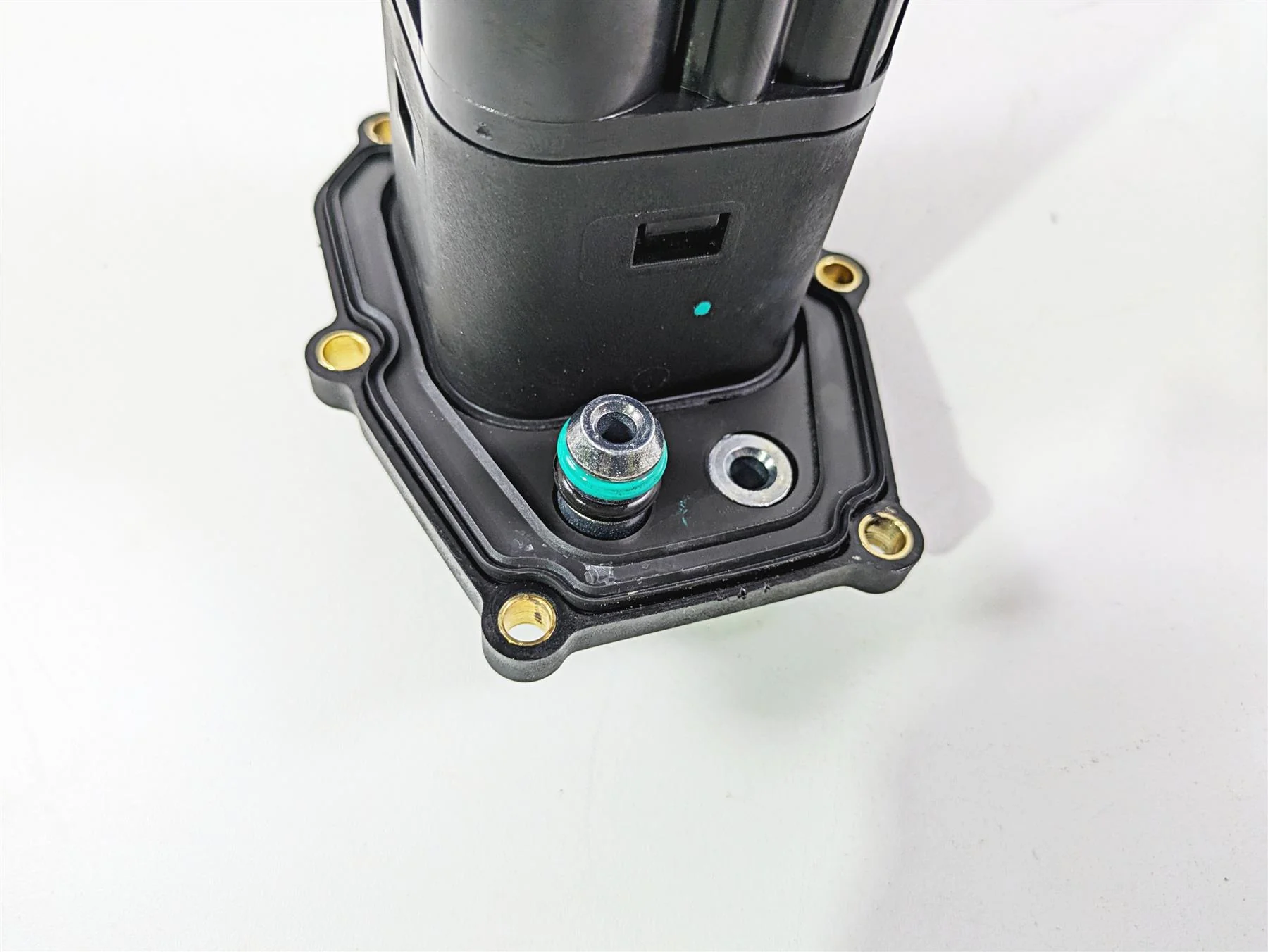 2022 Ducati Streetfighter V2 Fuel Gas Petrol Pump 4K Tested 16024272A - Image 12