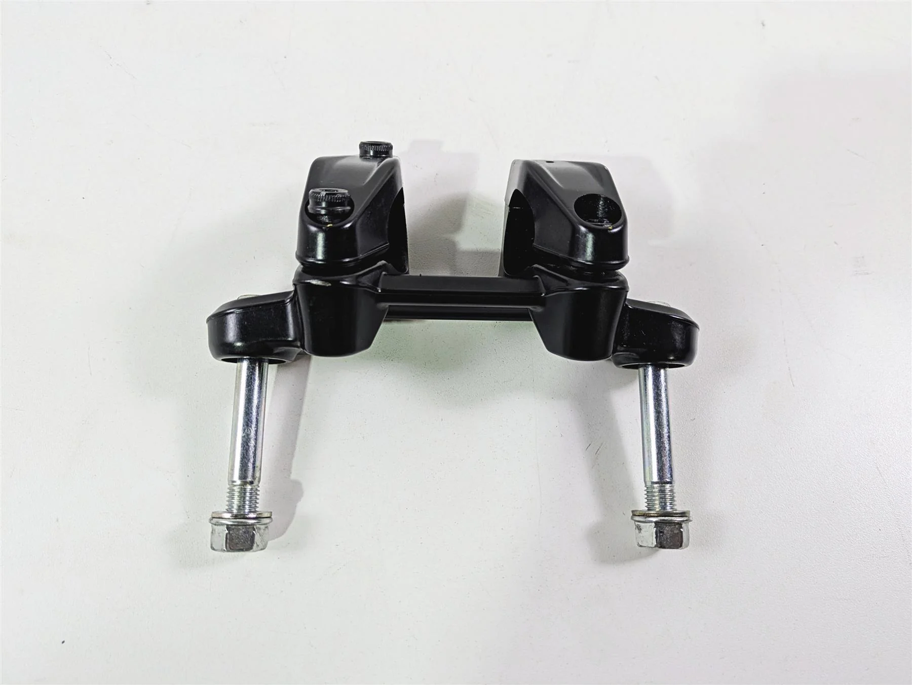2022 Ducati Streetfighter V2 Handlebar Holder Riser Mounts 36015891AA - Image 3