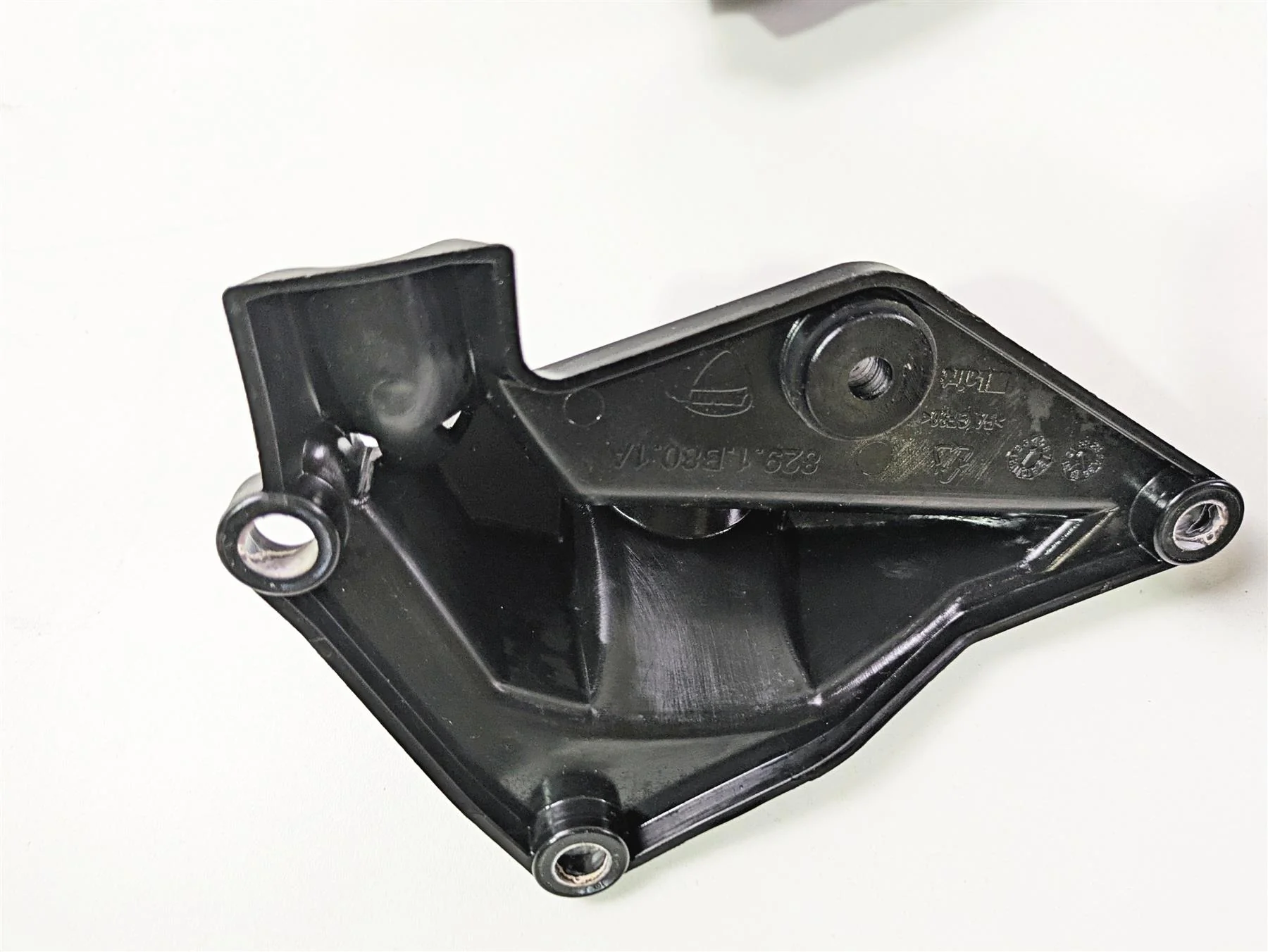 2022 Ducati Streetfighter V2 Molded Infill Cover Fairing Set 46016311B 46016301B - Image 12