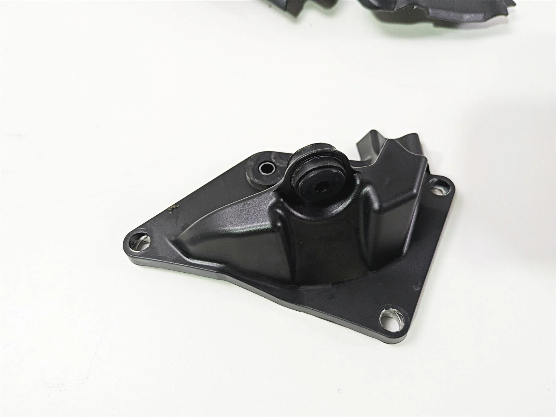 2022 Ducati Streetfighter V2 Molded Infill Cover Fairing Set 46016311B 46016301B - Image 7