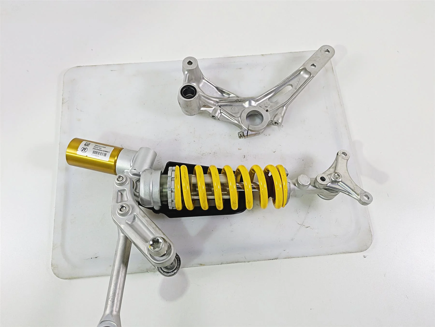 2022 Ducati Streetfighter V2 Rear Shock Suspension Damper 36522132A - Image 9