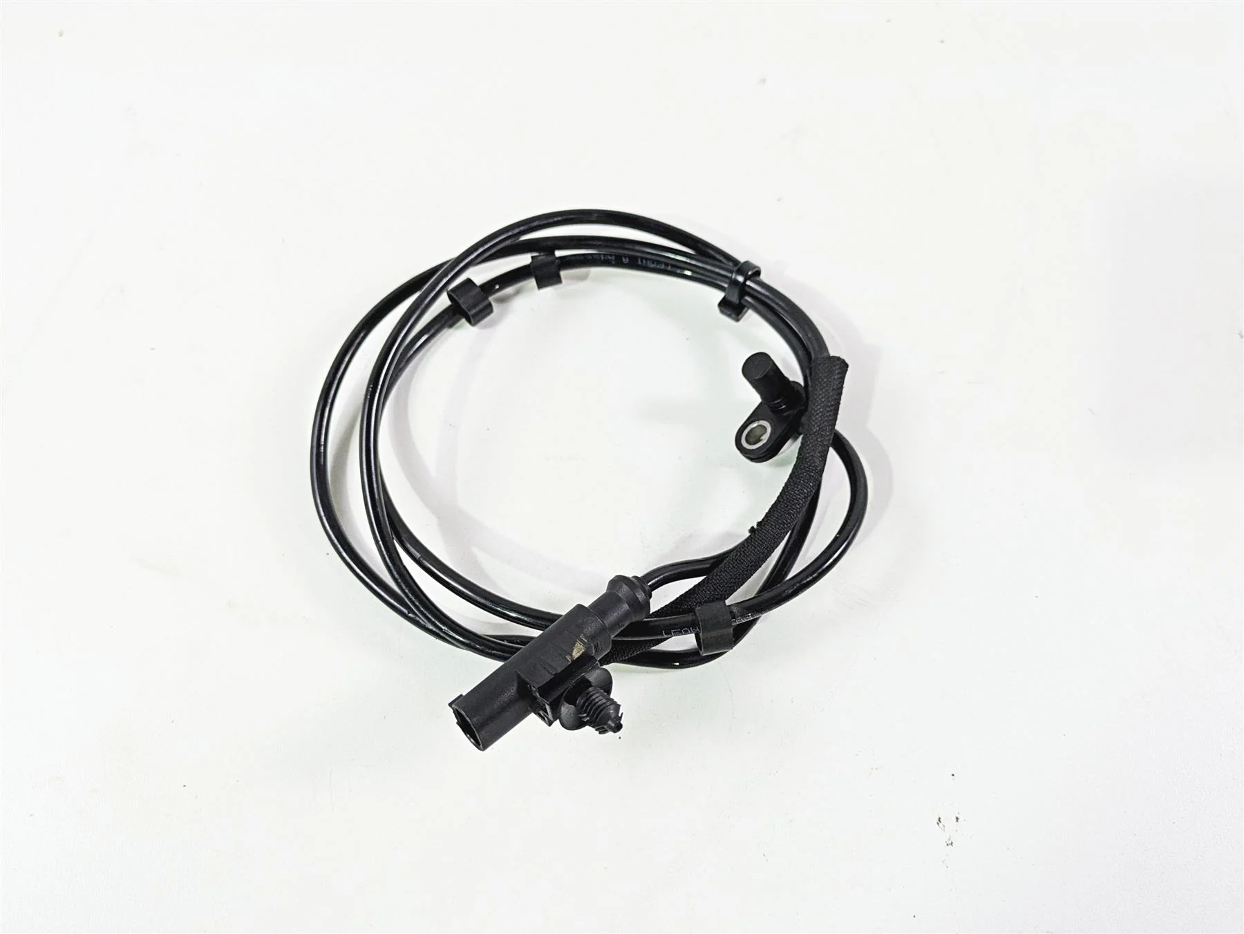 2022 Ducati Streetfighter V2 Rear Wheel Speed Abs Brake Sensor 55212111B - Image 5