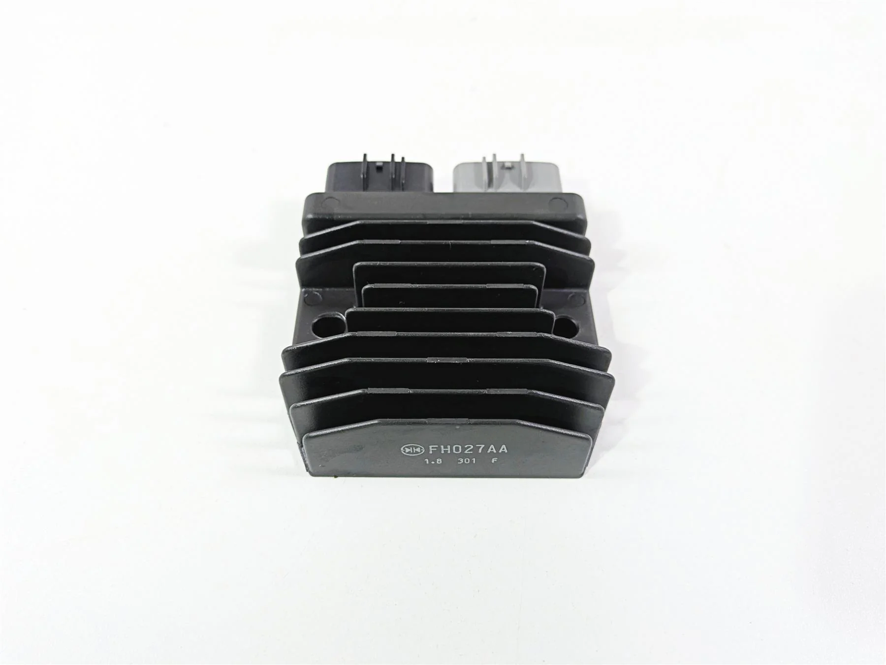 2022 Ducati Streetfighter V2 Rectifier Voltage Regulator 54040331A FH027AA - Image 4