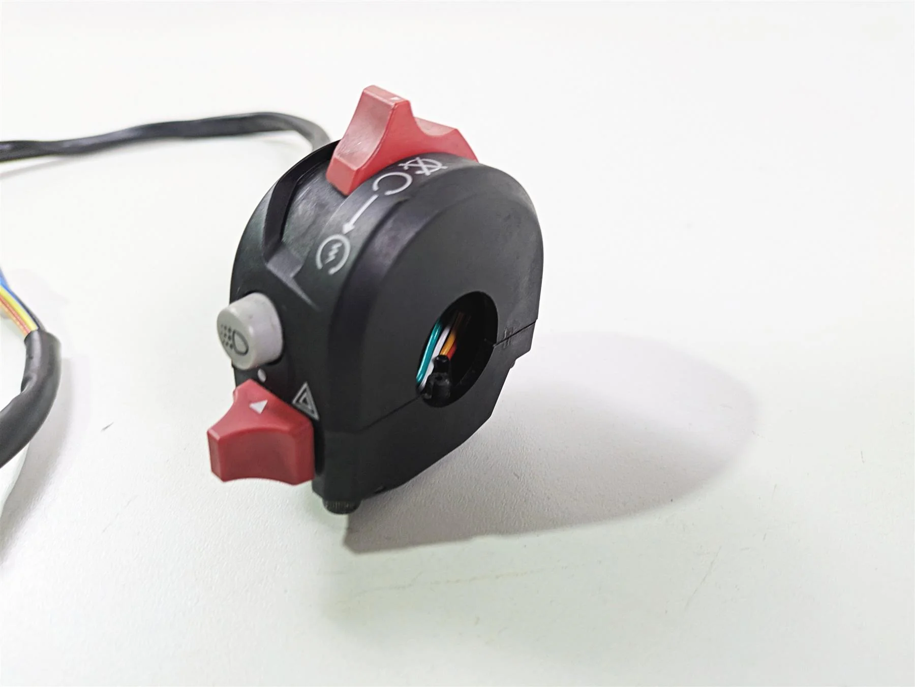 2022 Ducati Streetfighter V2 Right Hand Control Switch Start Kill 65010241D - Image 8