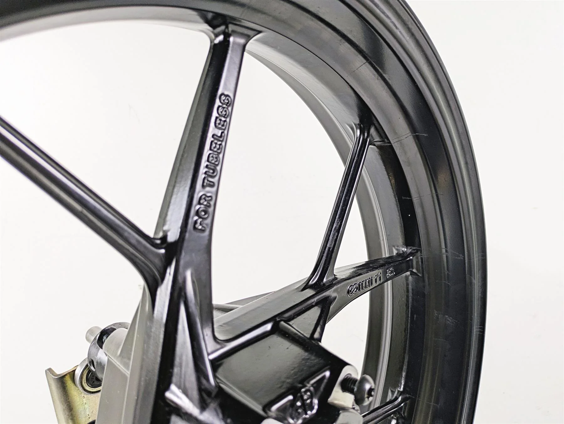 2022 Ducati Streetfighter V2 Straight Front Wheel Rim 17x3.5 50122341AA - Image 8