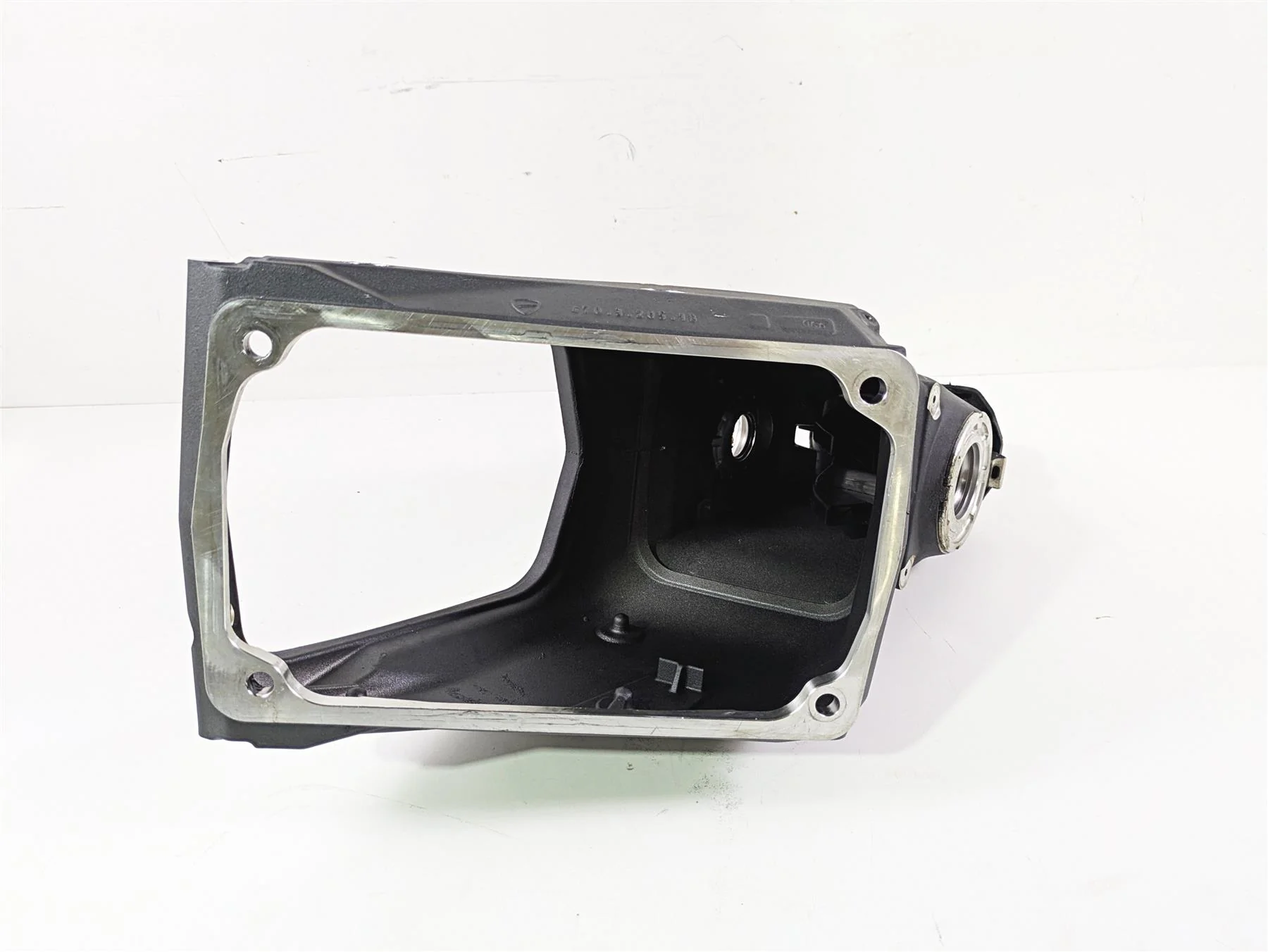 2022 Ducati Streetfighter V2 Straight Main Frame Chassis Air Box With Texas Salvage Title 47028371AA - Image 10