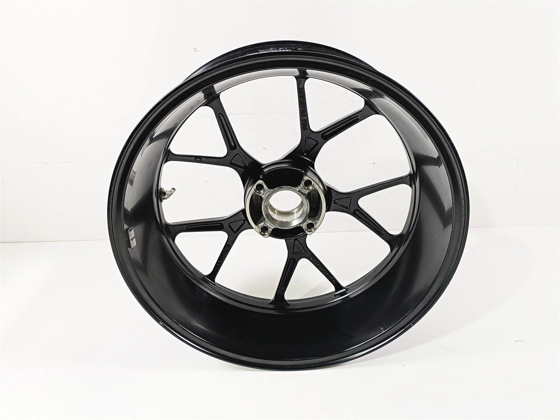 2022 Ducati Streetfighter V2 Straight Rear Wheel Rim 17x5.5 50212181AA - Image 3