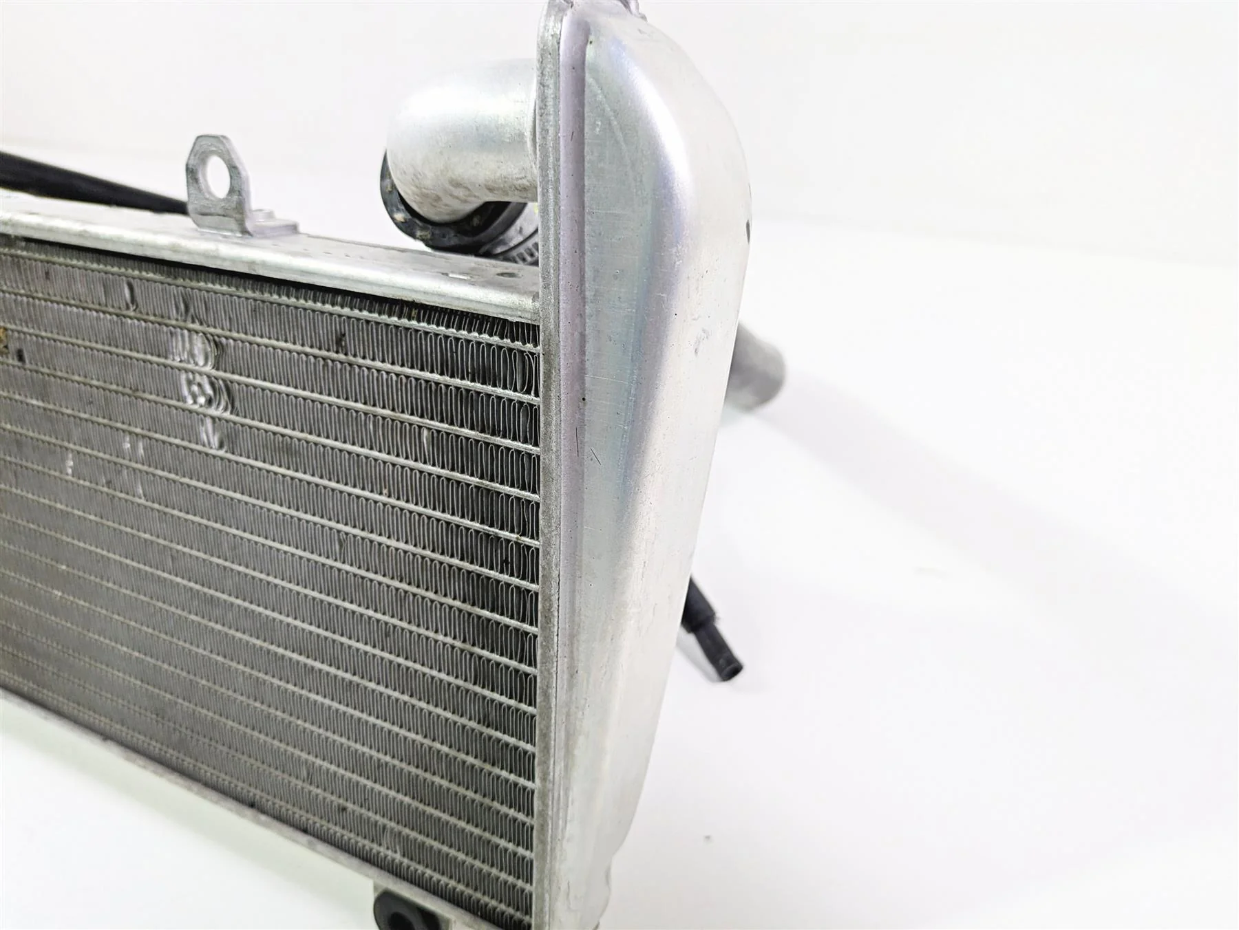 2022 Ducati Streetfighter V2 Upper Coolant Radiator 54841211A - Image 8