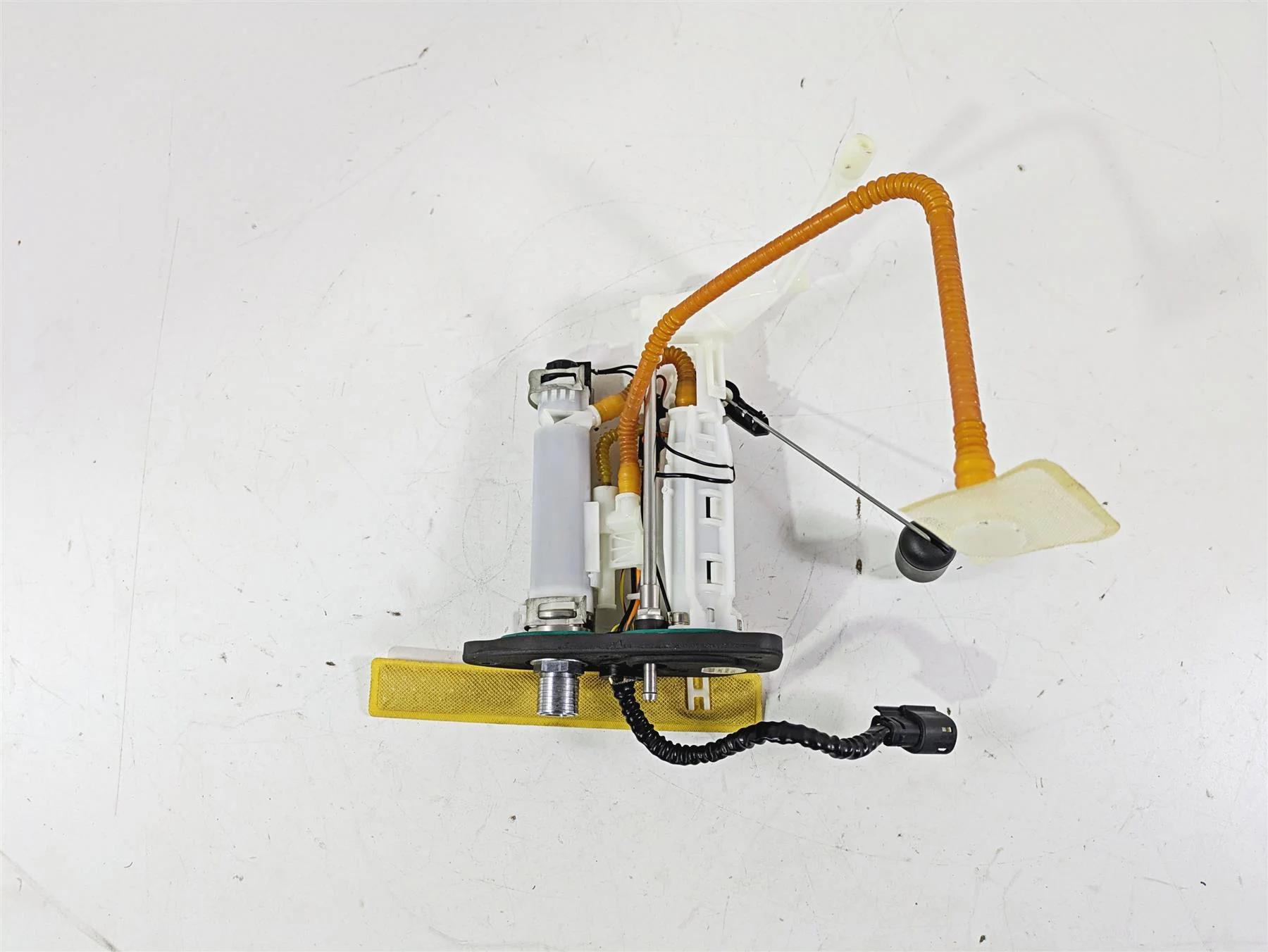 2022 Harley FXLRS Softail Low Rider Fuel Gas Petrol Pump & Sending Unit 61200042