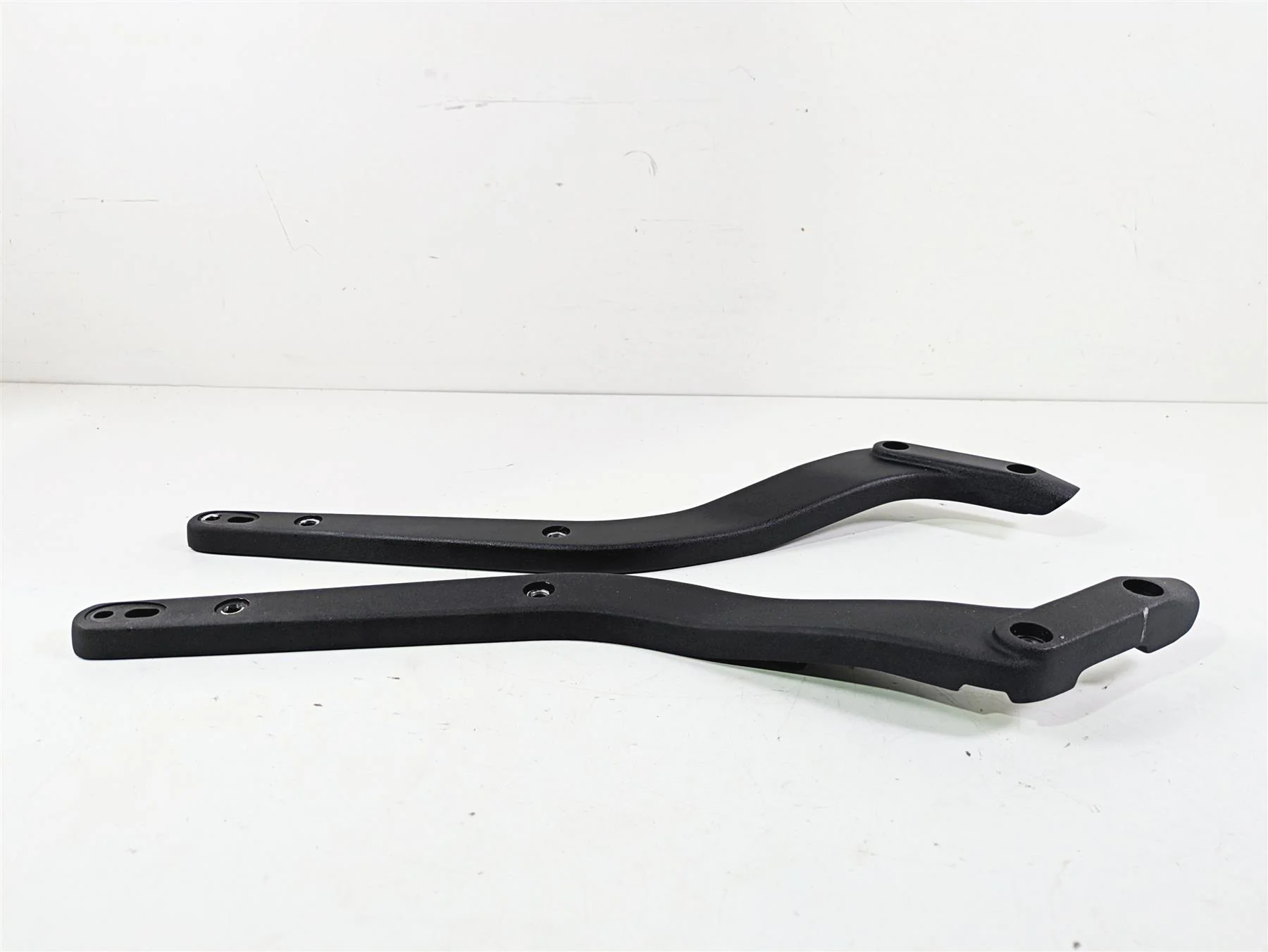 2022 Harley FXLRS Softail Low Rider Rear Fender Struts Braces 59500863 59500860 - Image 4