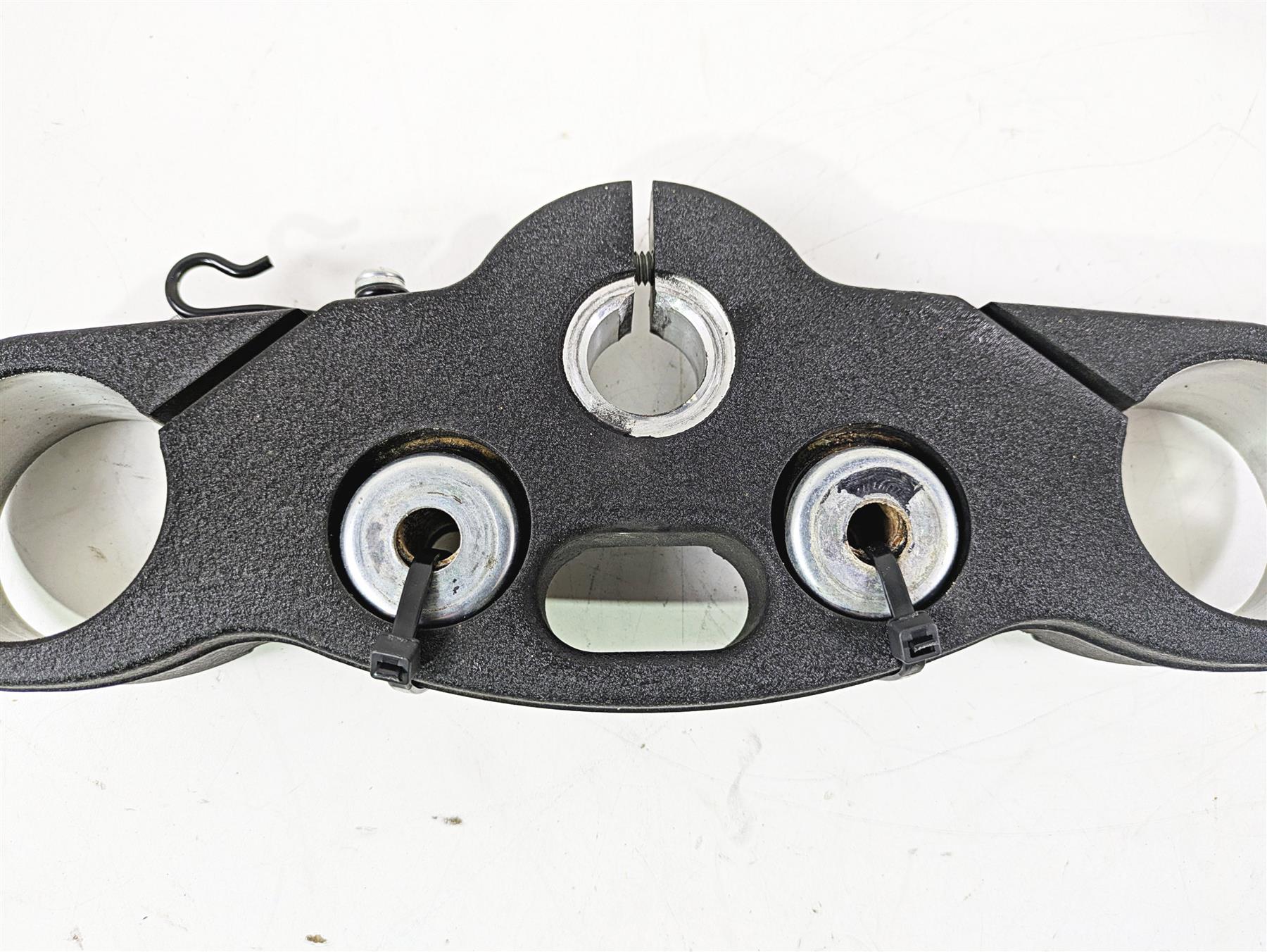 2022 Harley FXLRS Softail Low Rider Upper Triple Tree Steering Clamp 45900263 - Image 10
