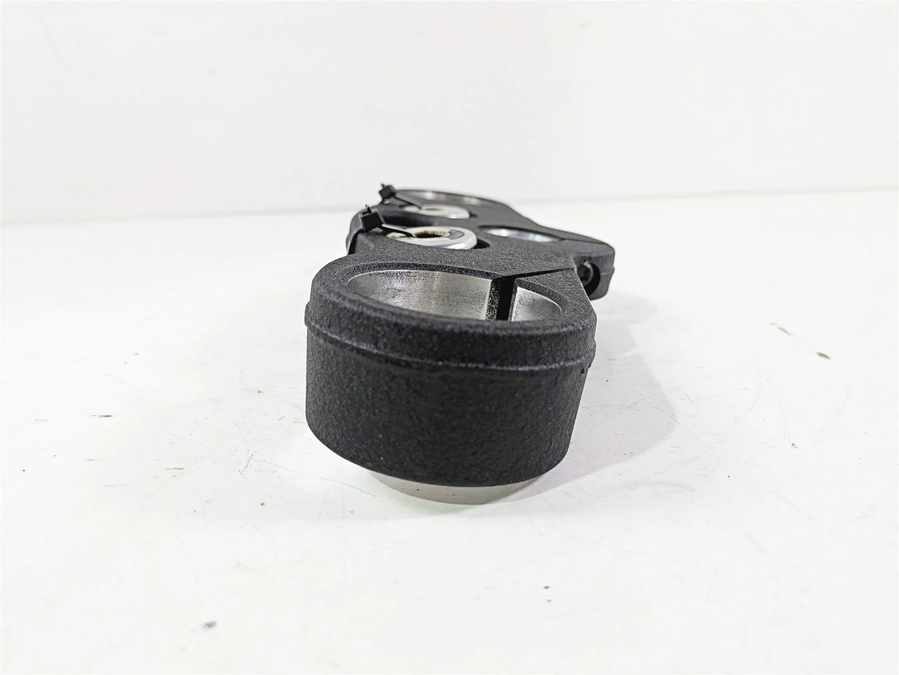 2022 Harley FXLRS Softail Low Rider Upper Triple Tree Steering Clamp 45900263 - Image 3