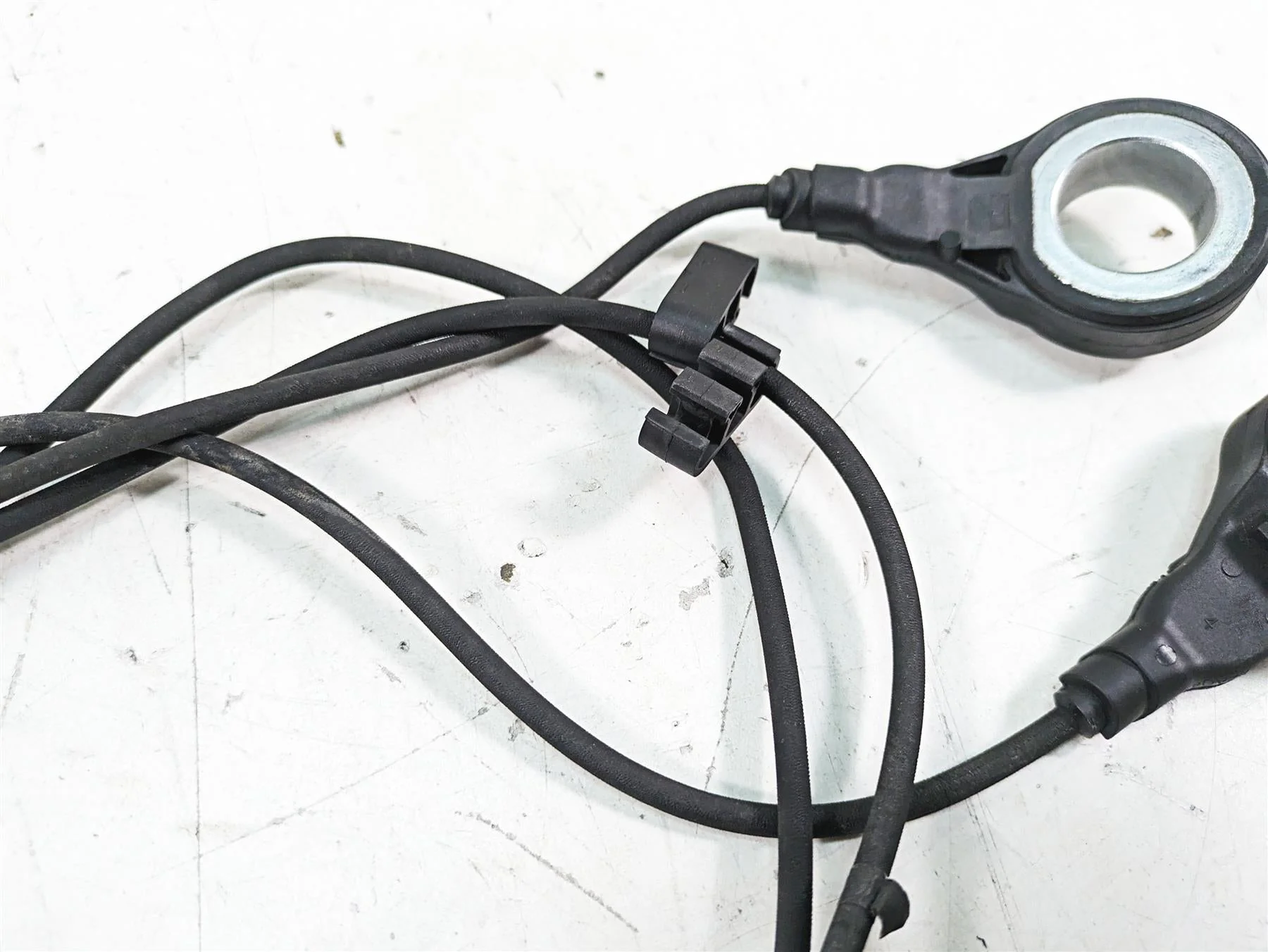 2022 Harley RA1250 S Pan America Abs Wheel Speed Brake Sensor Set 41100024 - Image 10