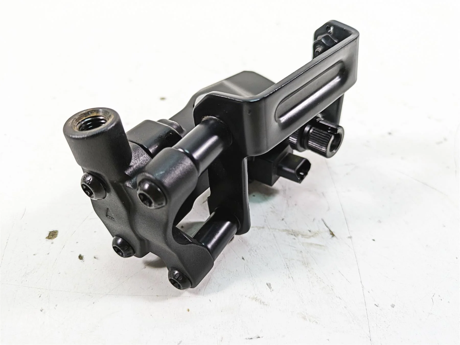 2022 Harley RA1250 S Pan America Clutch Perch 36700231 - Image 12