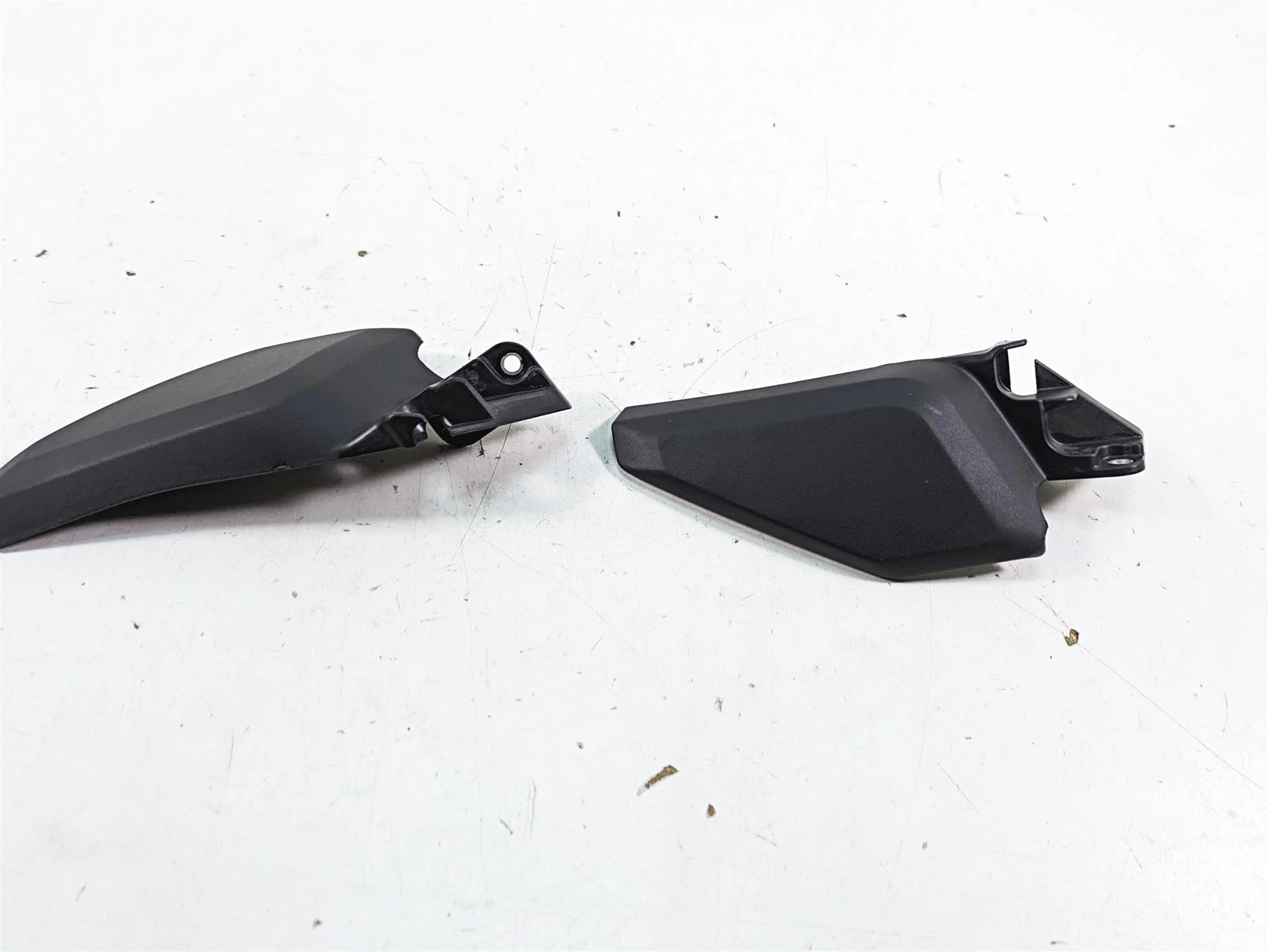 2022 Harley RA1250 S Pan America Frame Neck Cover Set 57300224 57300223 - Image 4