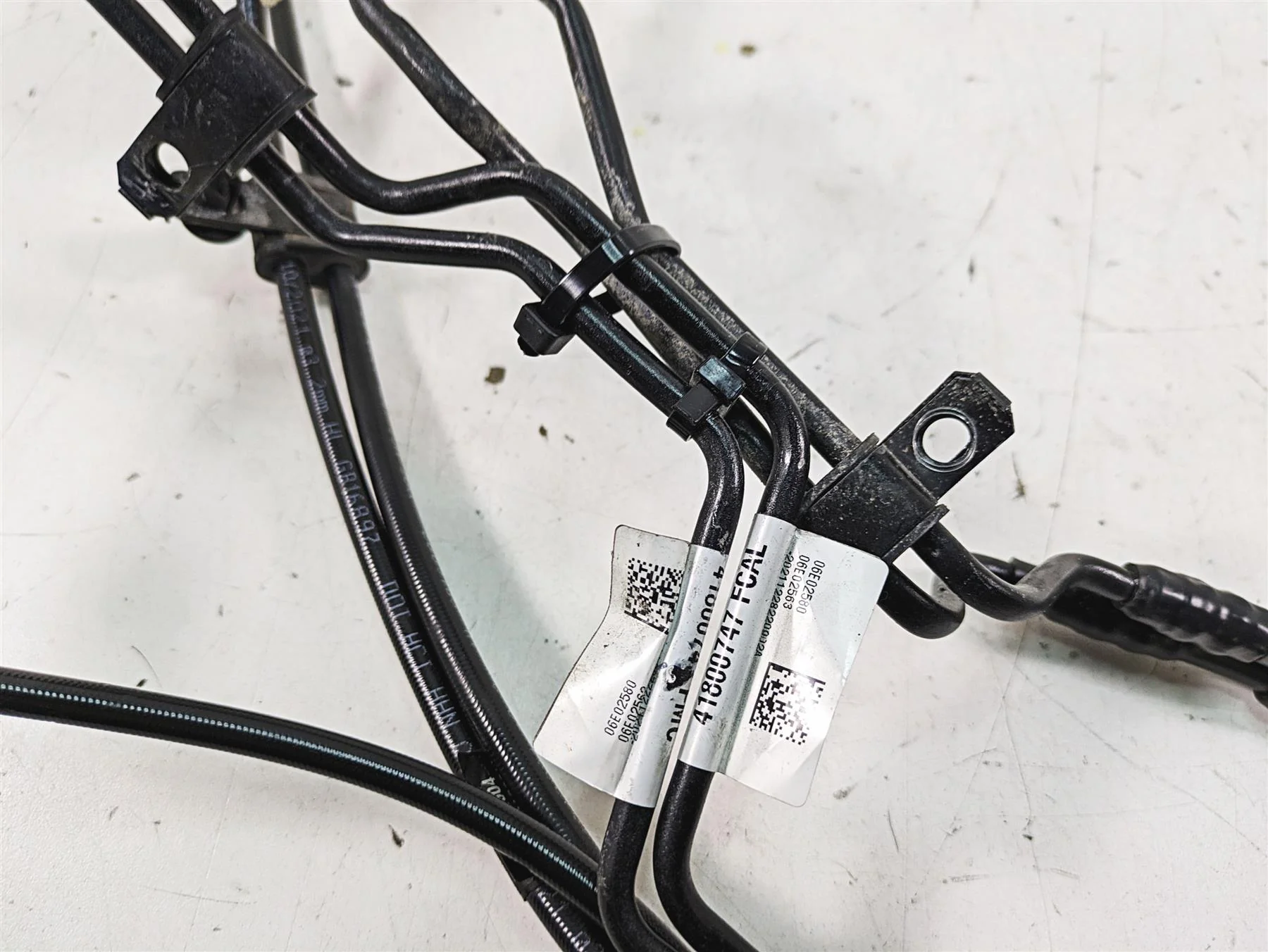 2022 Harley RA1250 S Pan America Front Abs Brake Line Hose Set 41800747 - Image 9