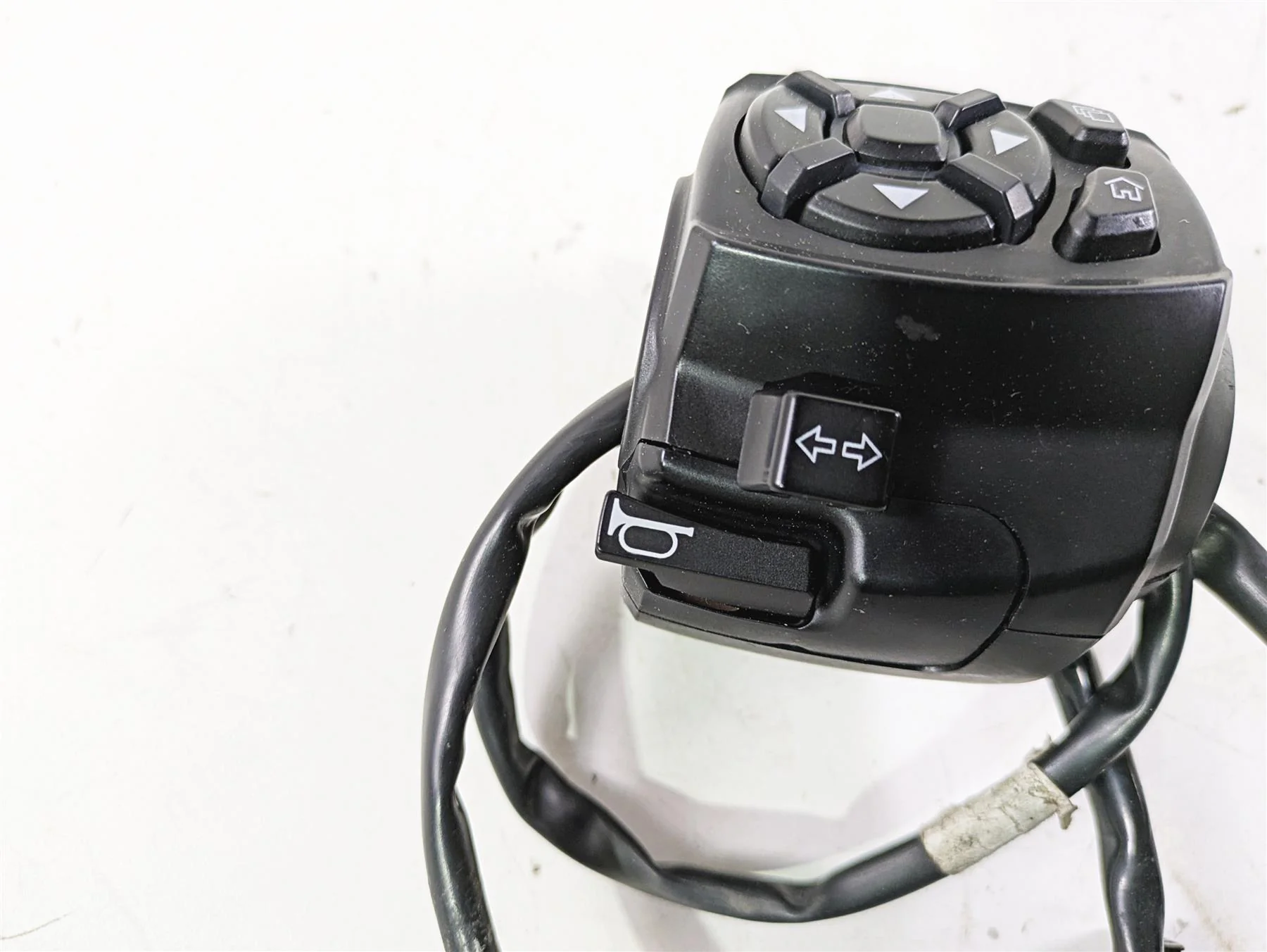 2022 Harley RA1250 S Pan America Left Hand Control Switch 71500522A - Image 7