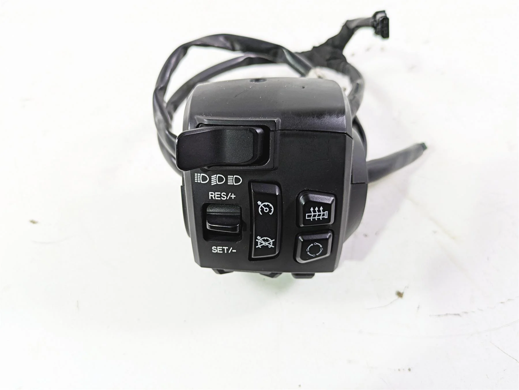 2022 Harley RA1250 S Pan America Left Hand Control Switch 71500522A - Image 8