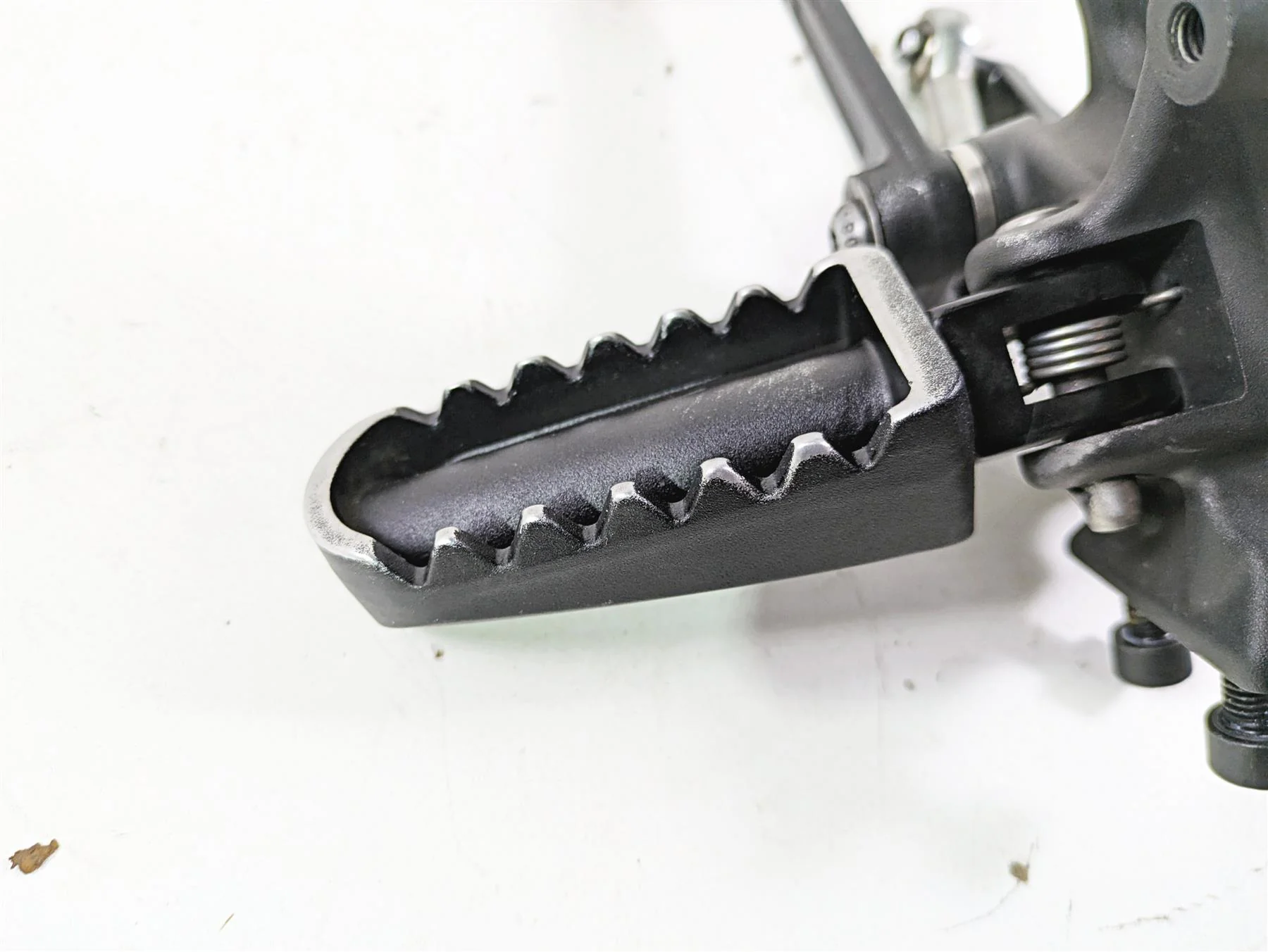 2022 Harley RA1250 S Pan America Left Rider Footpeg & Shifter 33600309A 33600269 - Image 3