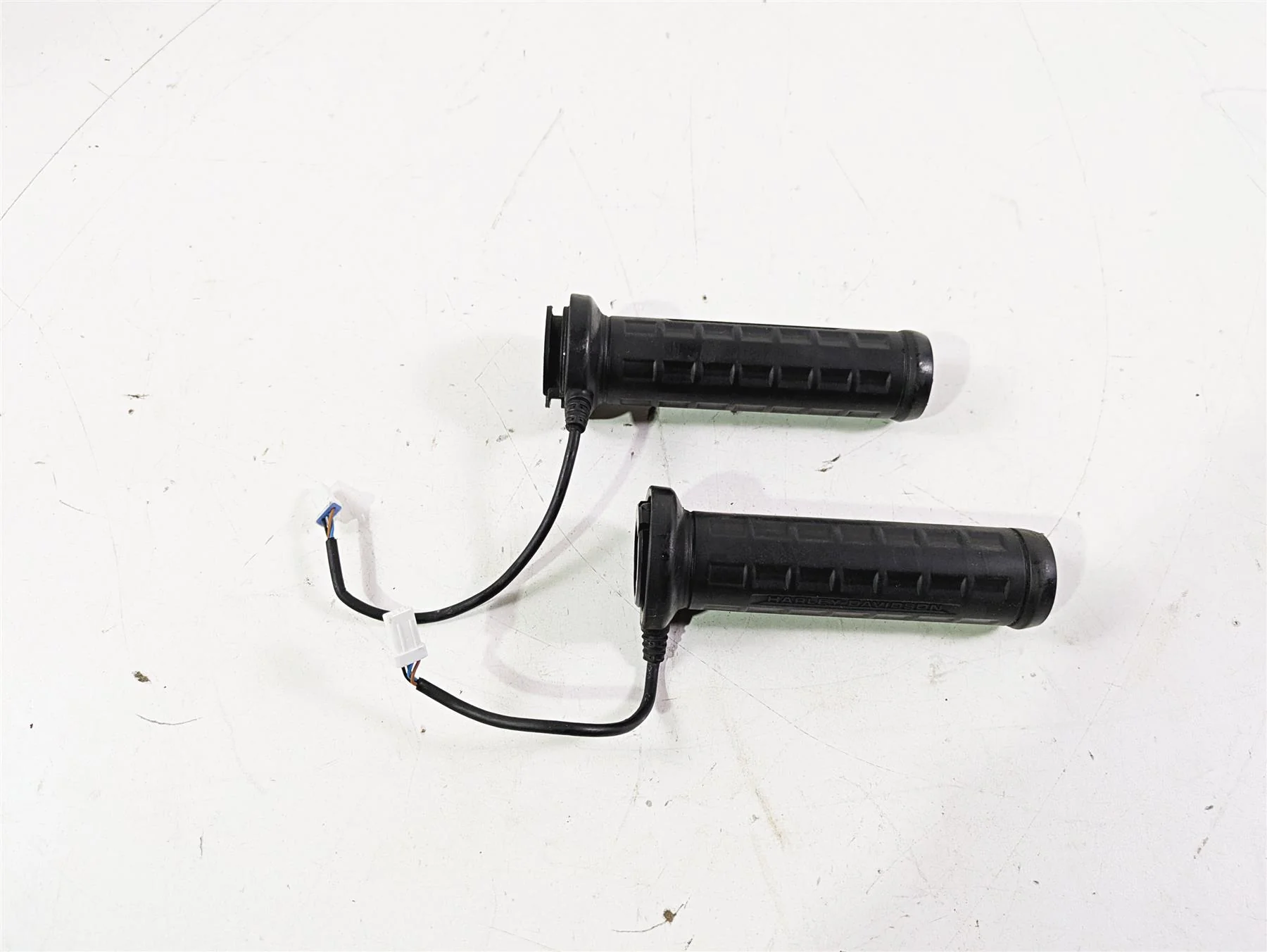 2022 Harley RA1250 S Pan America Left Right Heated Grip Set 56100376 56100377