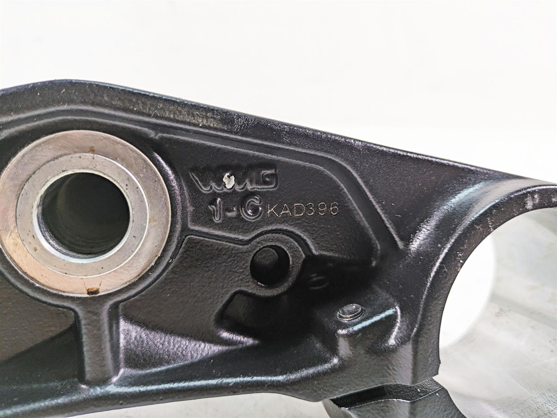 2022 Harley RA1250 S Pan America Lower Triple Tree Steering Clamp 45900241 - Image 11