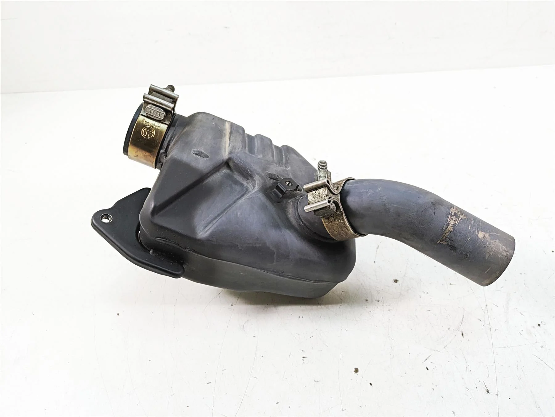 2022 Harley RA1250 S Pan America Oem Exhaust Chamber Middle Section 64900743 - Image 3