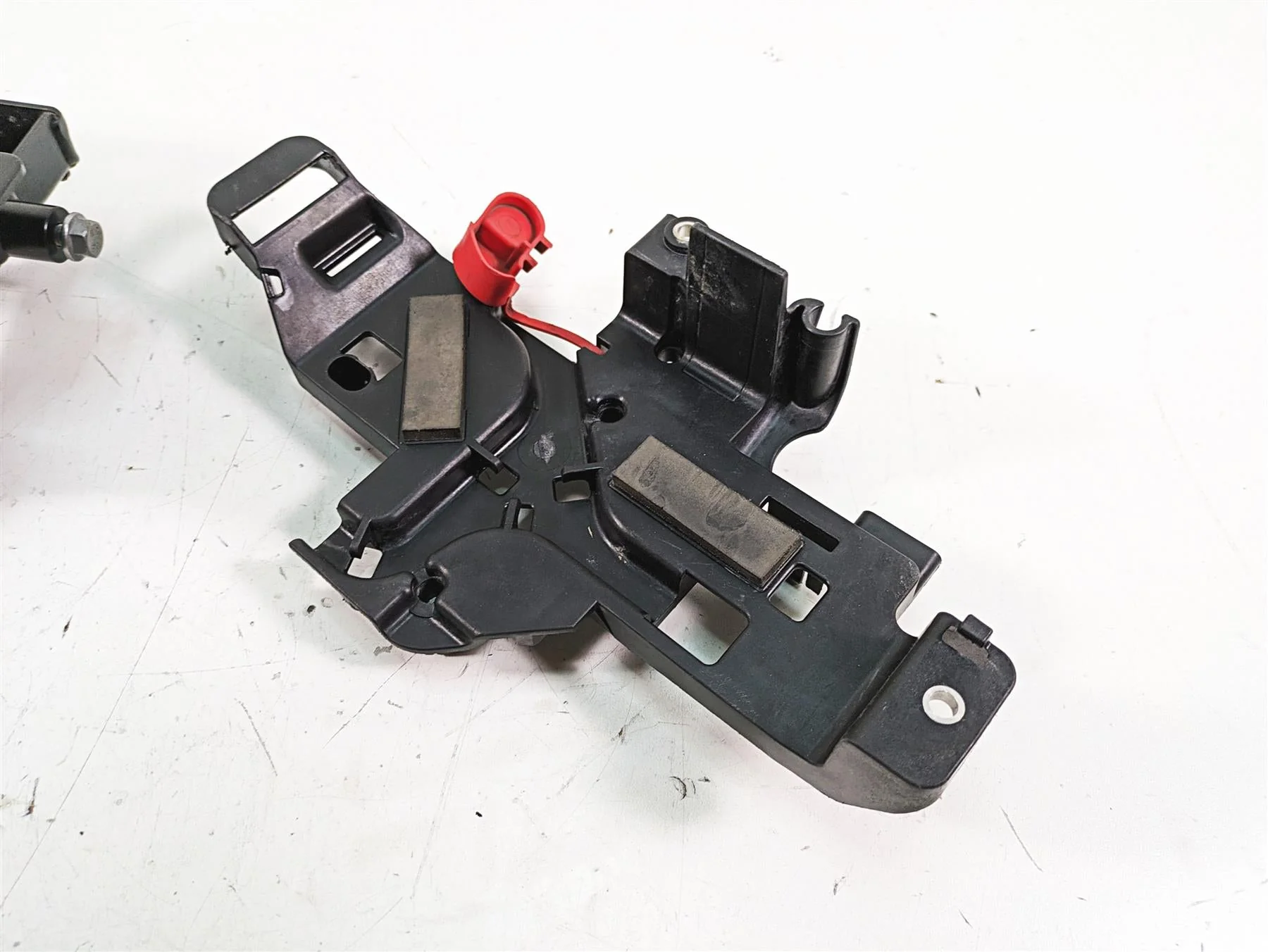 2022 Harley RA1250 S Pan America Plastic Electrical Cover Holder Set 12700142 - Image 4