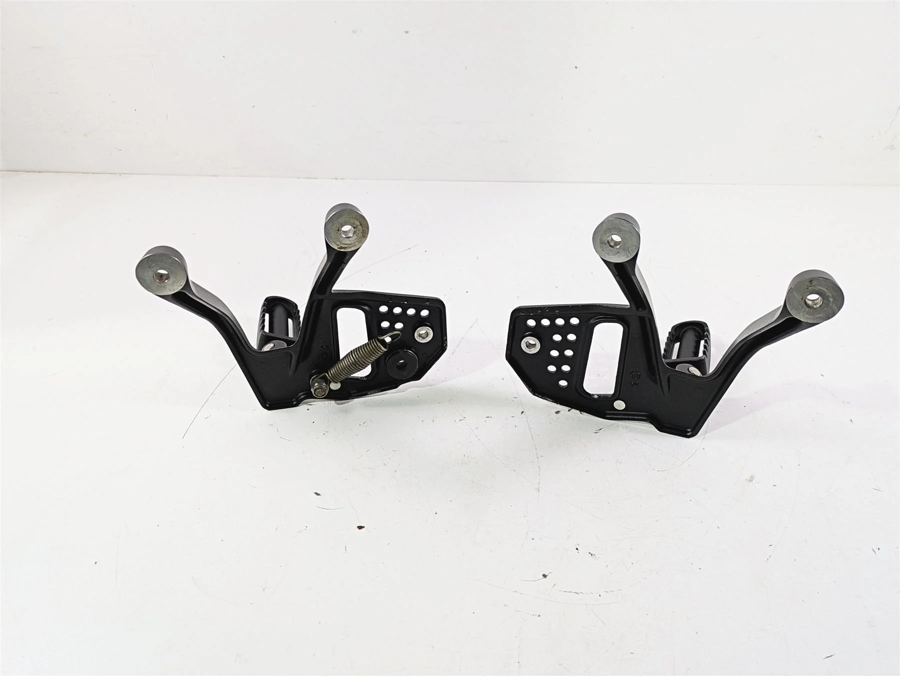 2022 Harley RA1250 S Pan America Rear Passenger Footpeg Rests 50501349 50501350 - Image 2