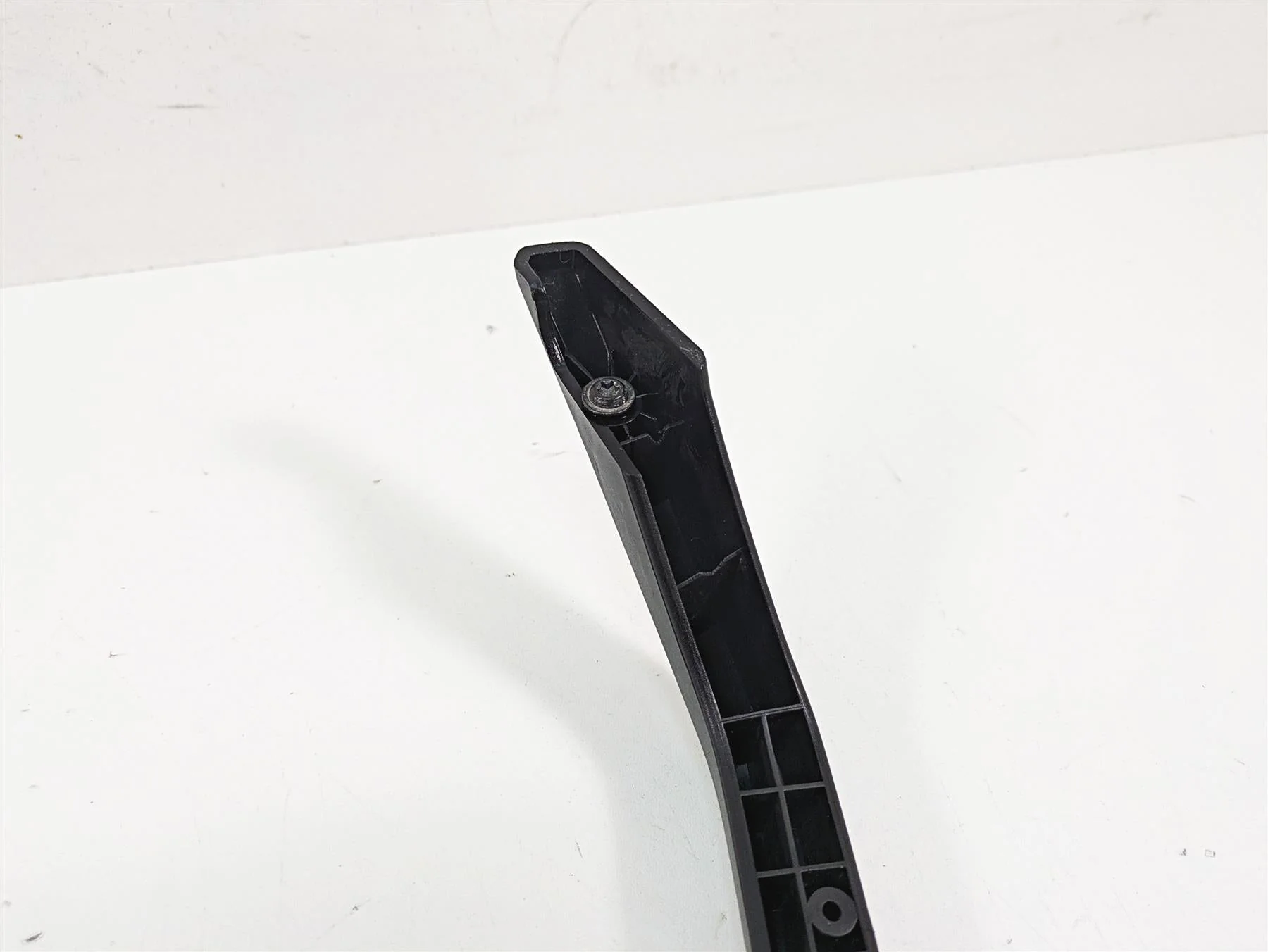 2022 Harley RA1250 S Pan America Rear Passenger Grab Handle Rack 47200970 - Image 10