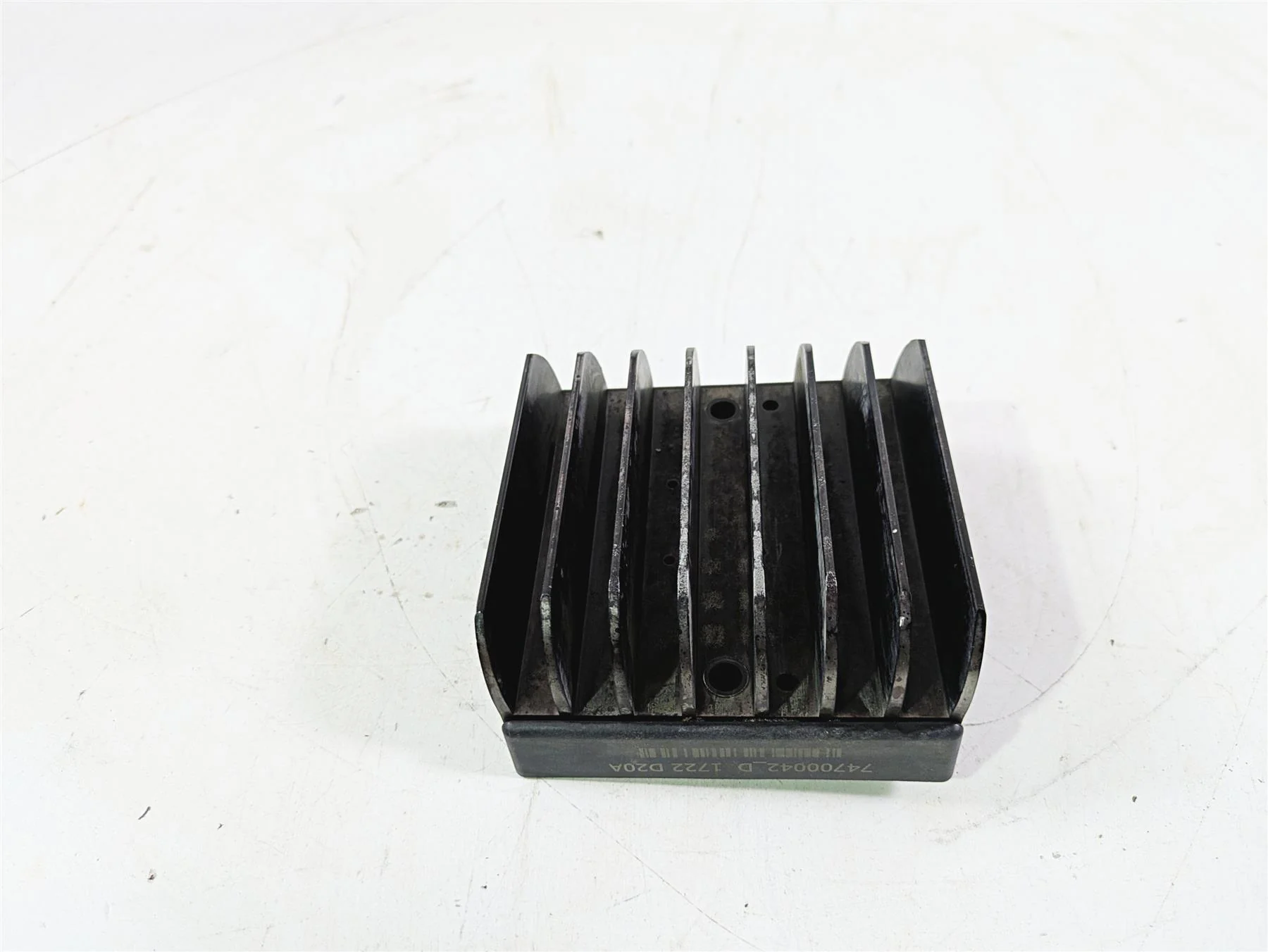 2022 Harley RA1250 S Pan America Rectifier Voltage Regulator 74700042 - Image 4