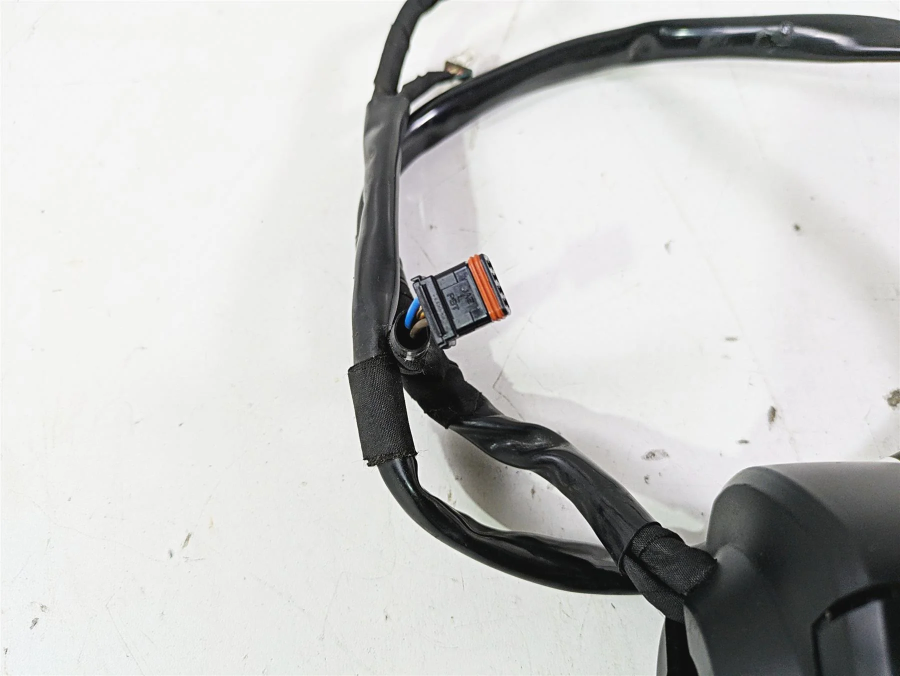 2022 Harley RA1250 S Pan America Right Hand Control Switch 71500523A - Image 8