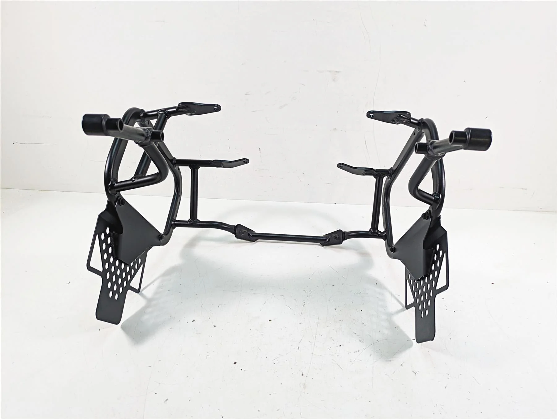 2022 Harley RA1250 S Pan America Side Case Saddlebag Mounting System 90202087 - Image 4