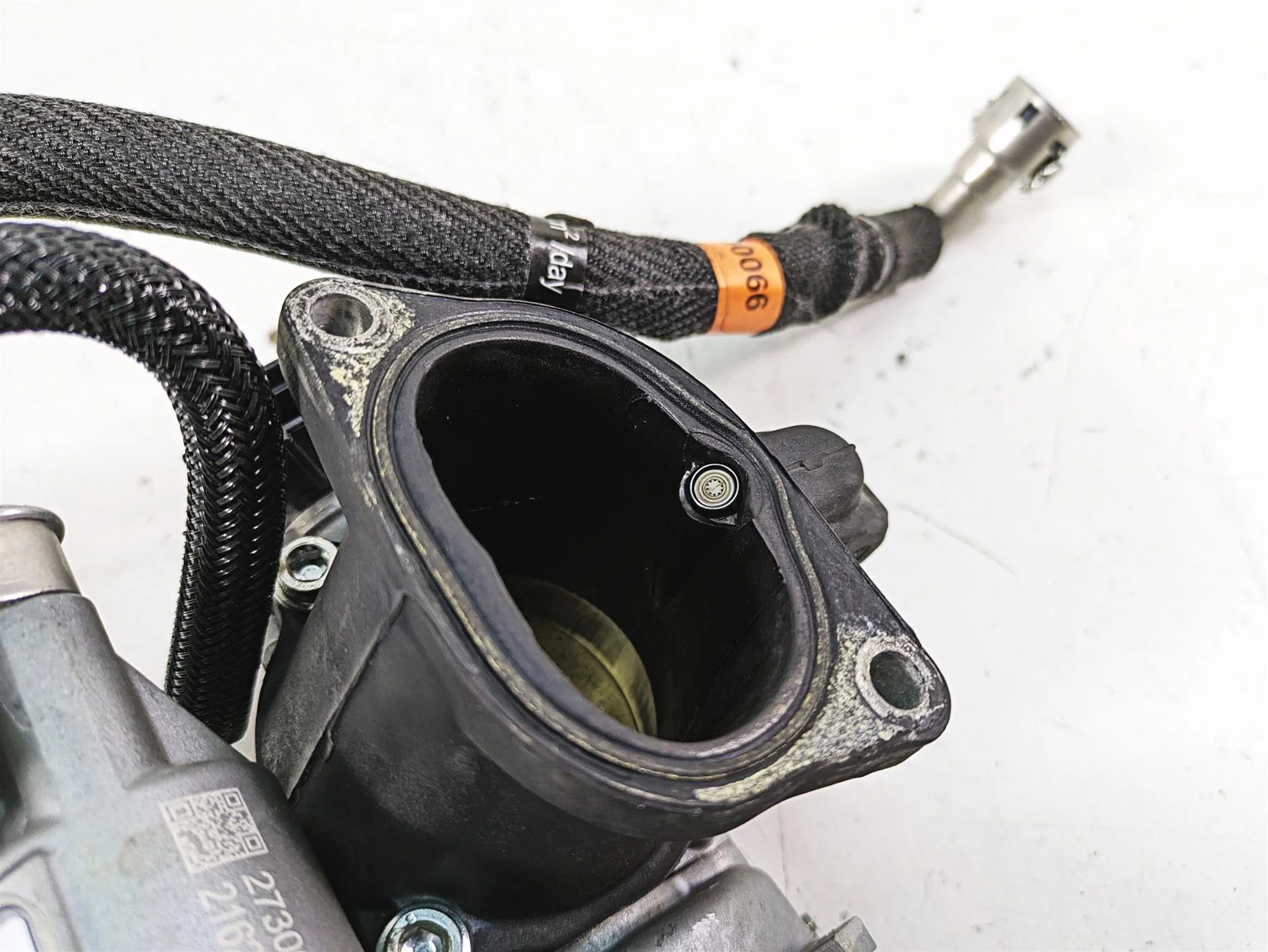 2022 Harley RA1250 S Pan America Throttle Body Bodies Fuel Injection 27300169 - Image 8