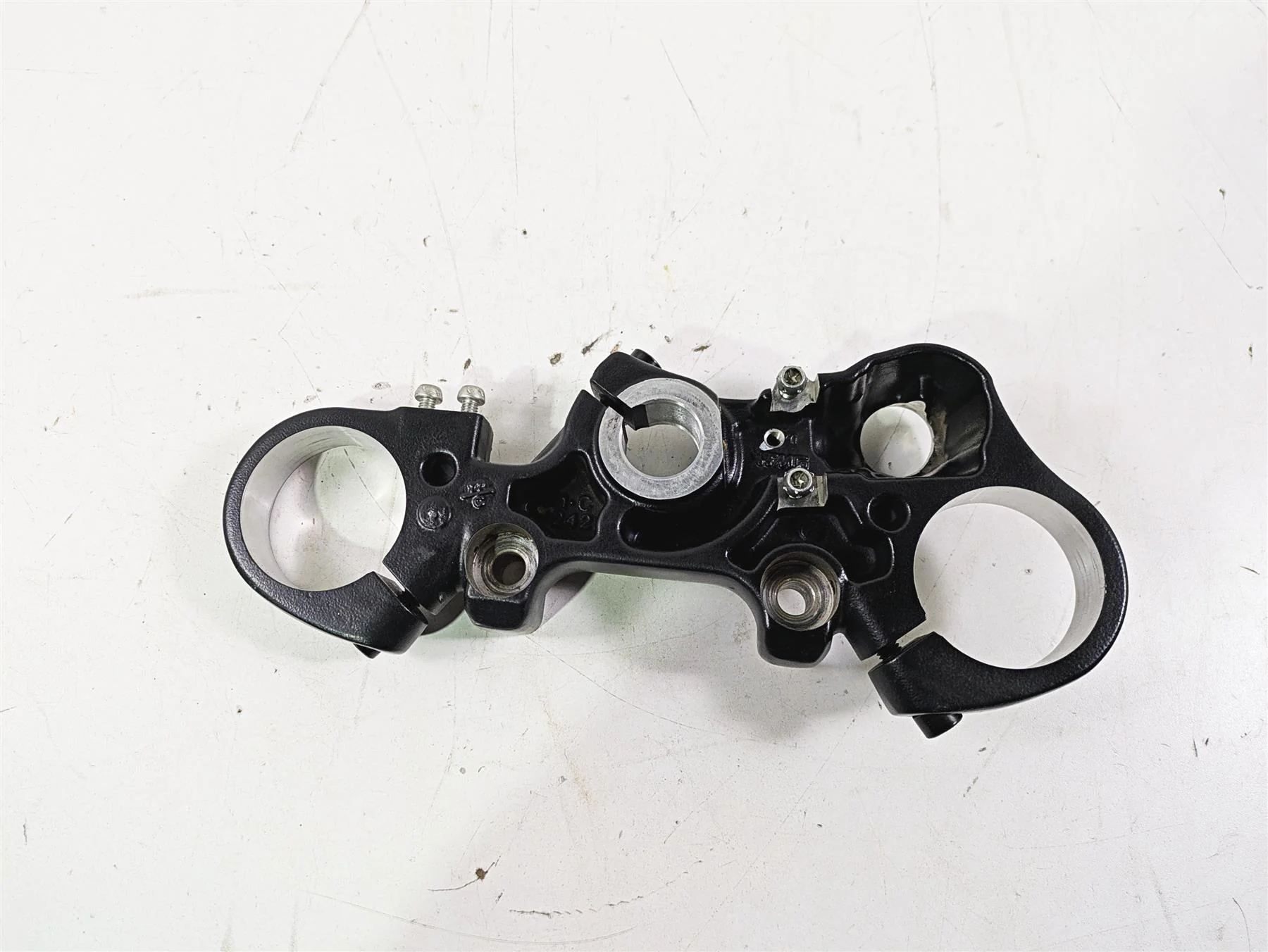2022 Harley RA1250 S Pan America Upper Triple Tree Steering Clamp 45900242 - Image 10