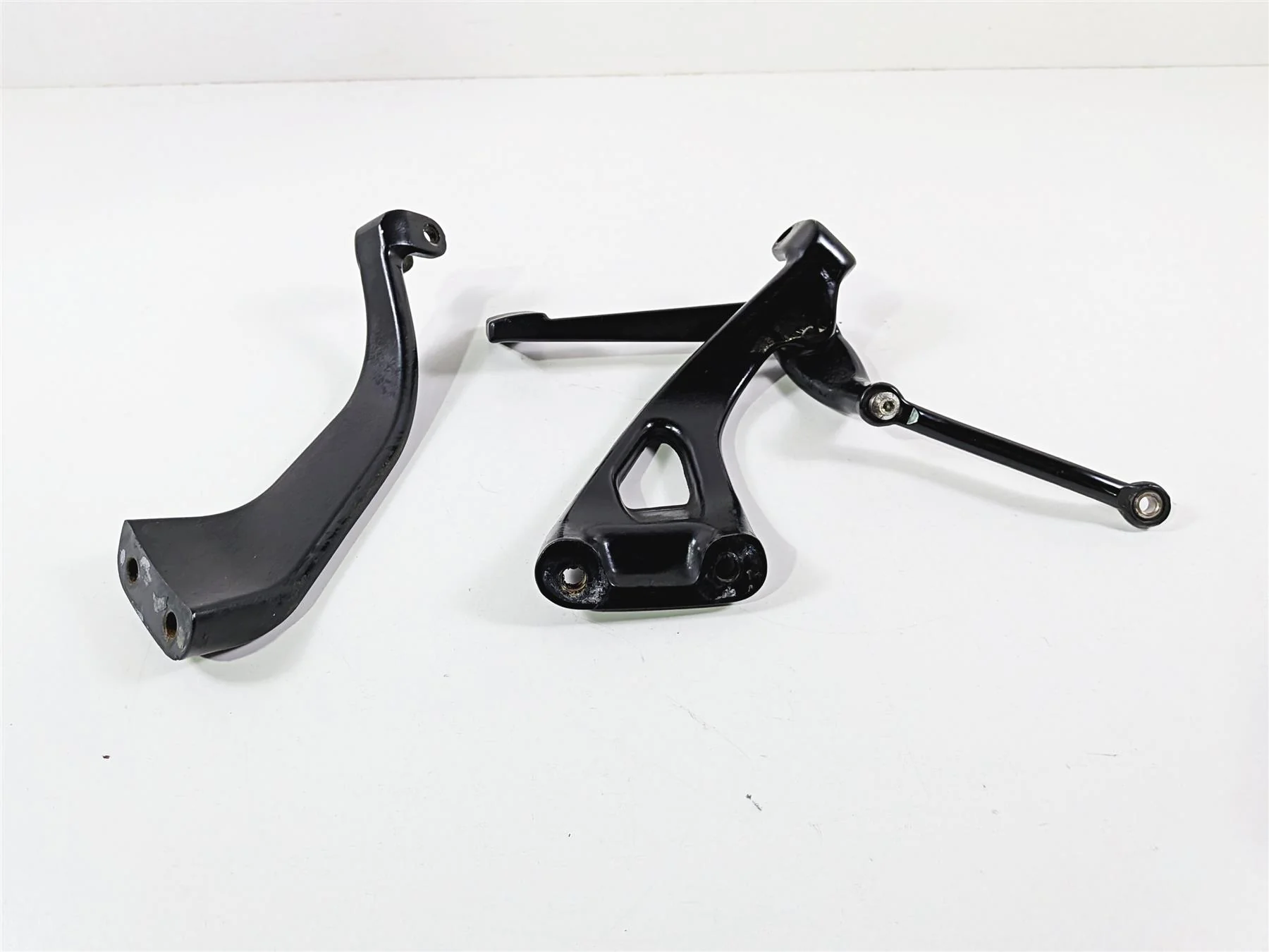 2022 Harley Softail FXLRST Low Rider Front Floorboard Mount Set 50500603 - Image 4