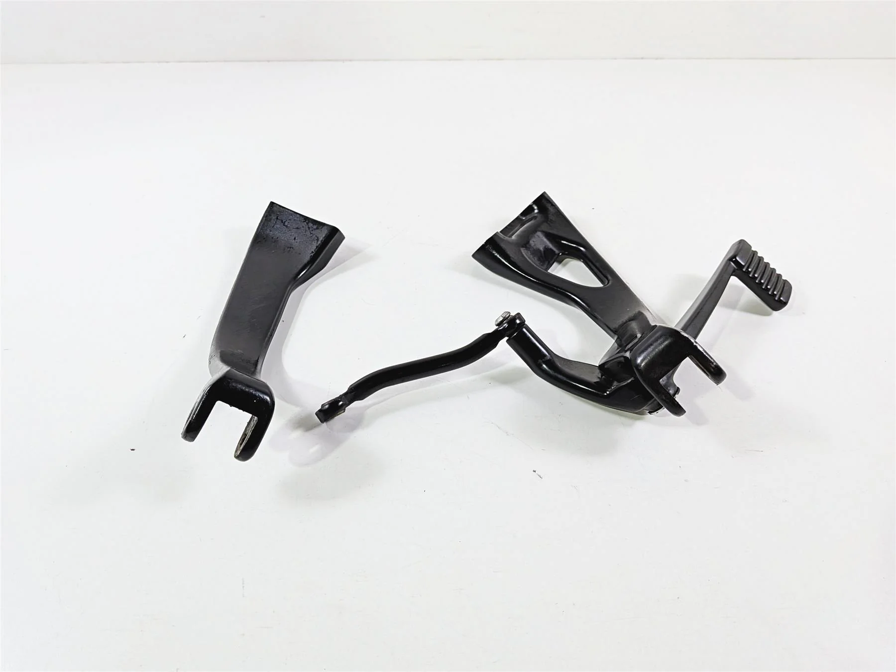 2022 Harley Softail FXLRST Low Rider Front Floorboard Mount Set 50500603 - Image 6