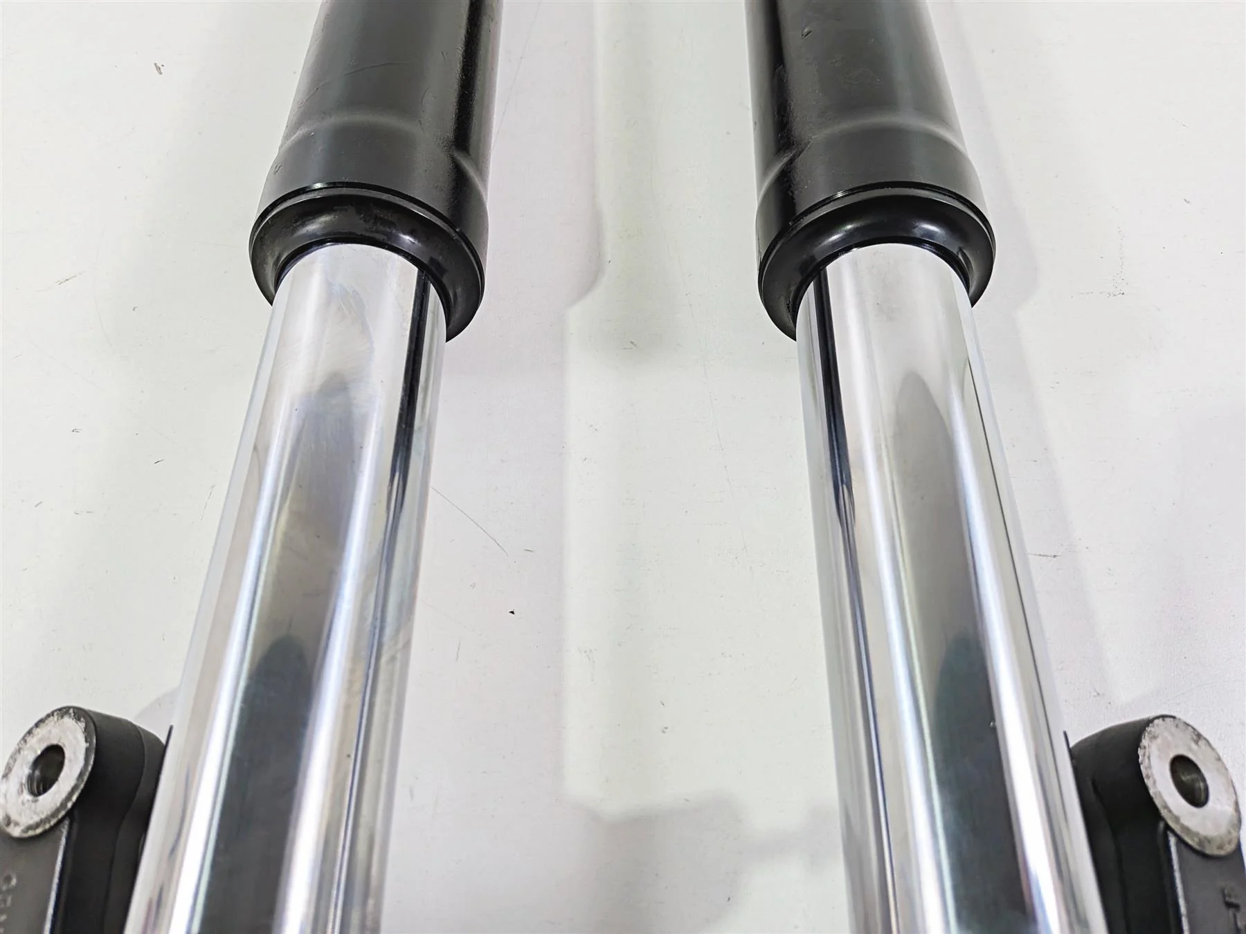 2022 Harley Softail FXLRST Low Rider Front Fork 43mm Set 45400327 45400328 - Image 17