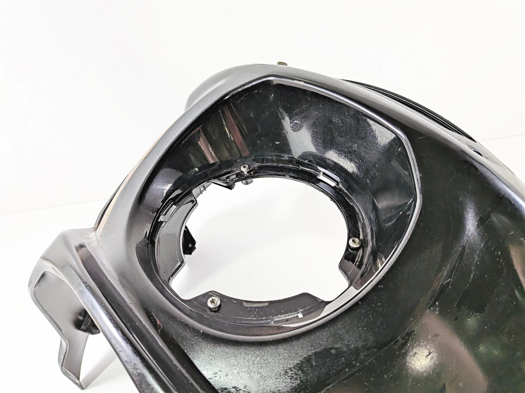 2022 Harley Softail FXLRST Low Rider Front Outer Headlight Fairing 57001562 - Image 9