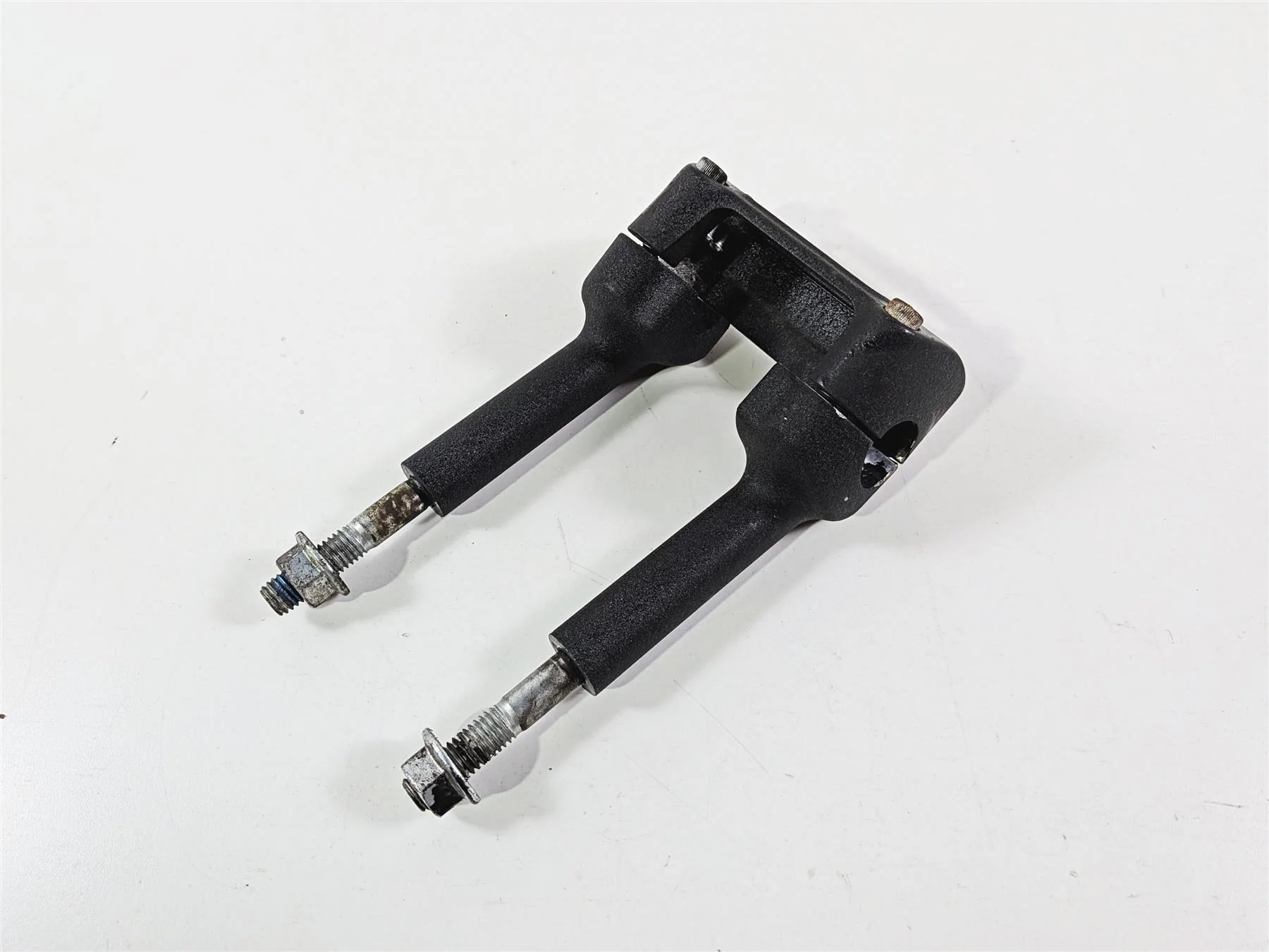 2022 Harley Softail FXLRST Low Rider Handlebar Riser Speedo Holder 55900290 - Image 8