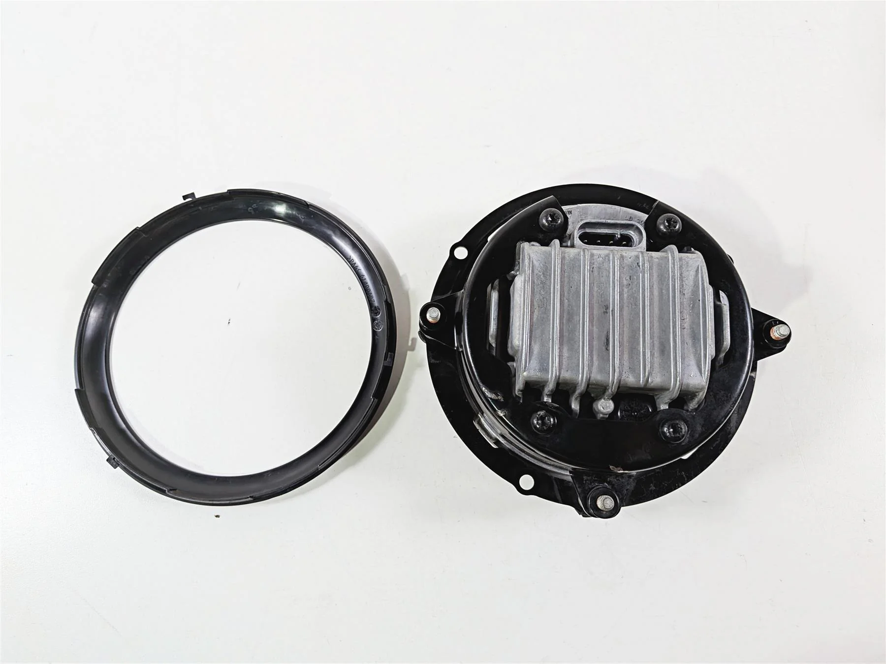 2022 Harley Softail FXLRST Low Rider Headlight Head Light Lamp 67700635 - Image 8