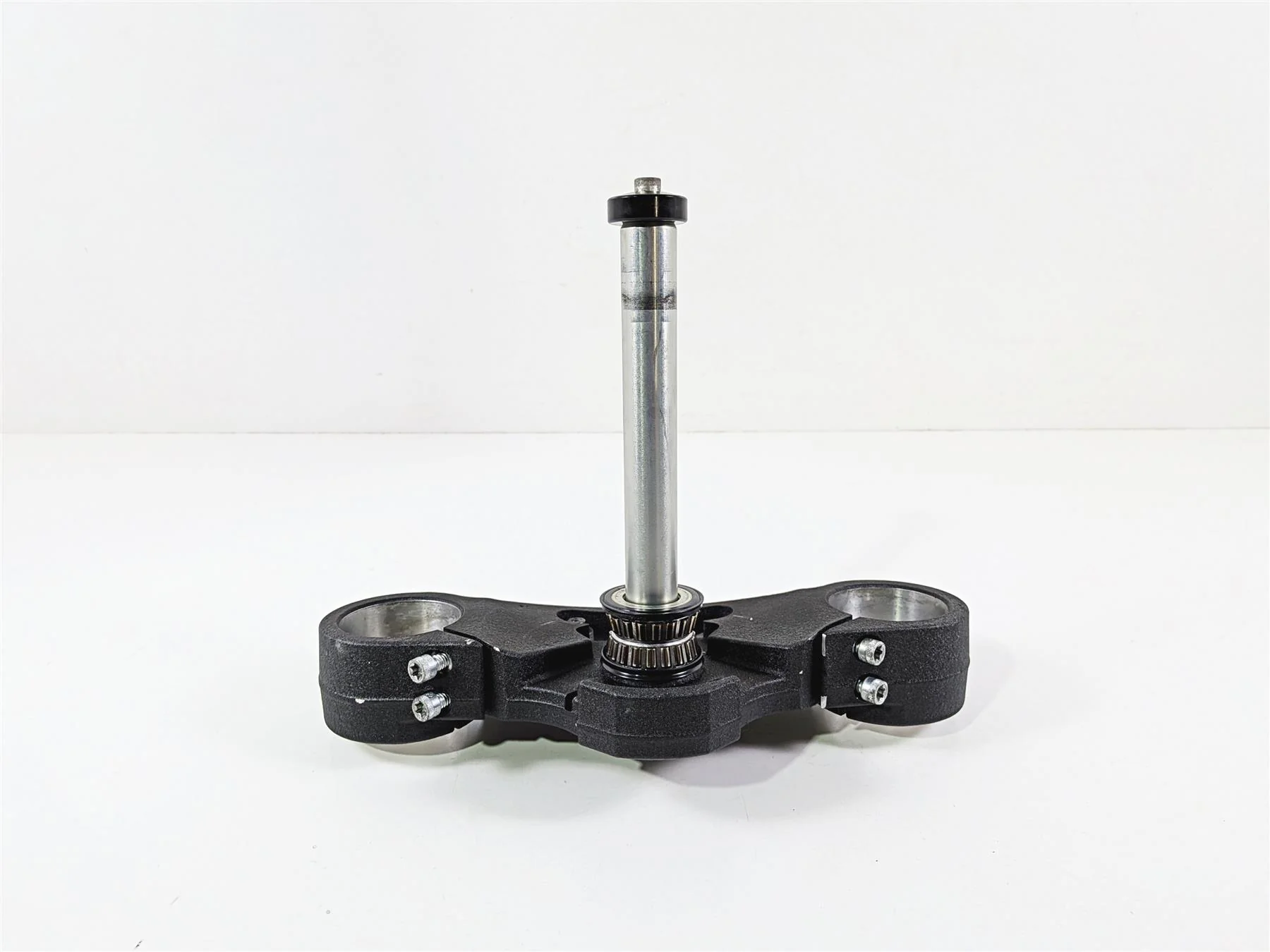 2022 Harley Softail FXLRST Low Rider Lower Triple Tree Steering Clamp 45900260B - Image 2