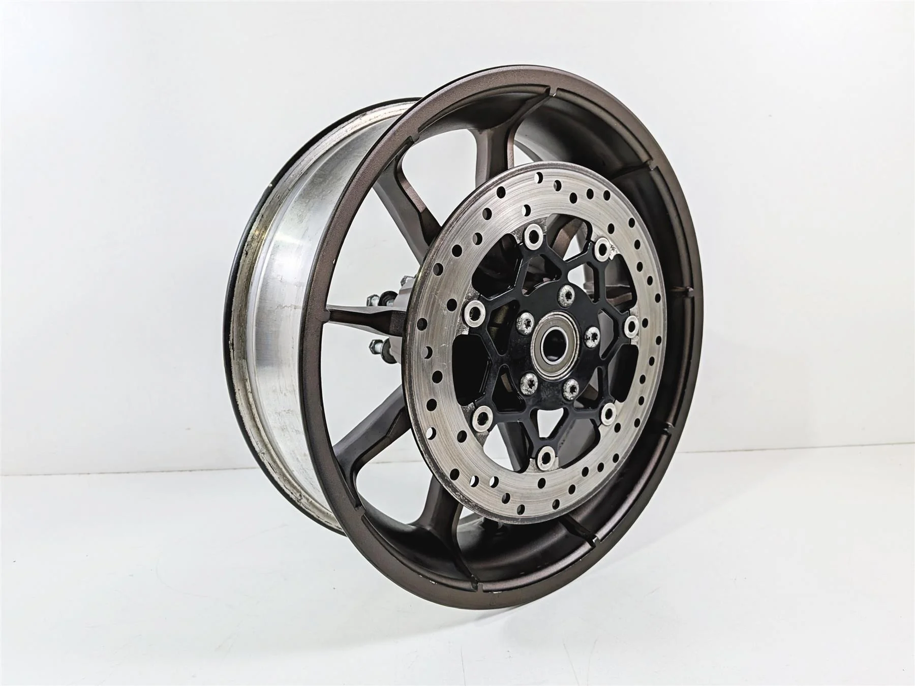 2022 Harley Softail FXLRST Low Rider Rear Rim Wheel 9 Spoke 16x5 40900748 - Image 8