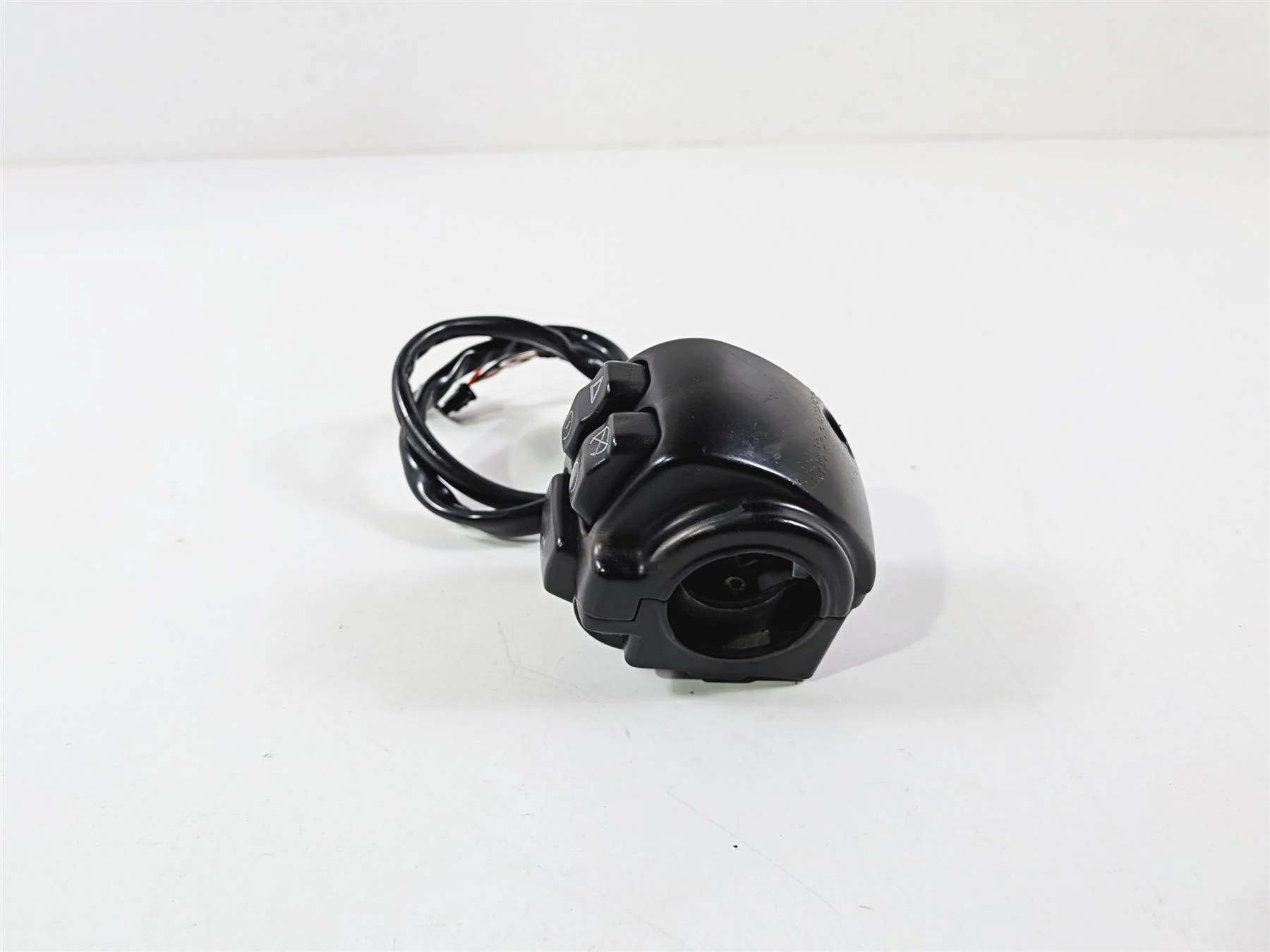 2022 Harley Softail FXLRST Low Rider Right Hand Control Switch -Read 71500462A - Image 6